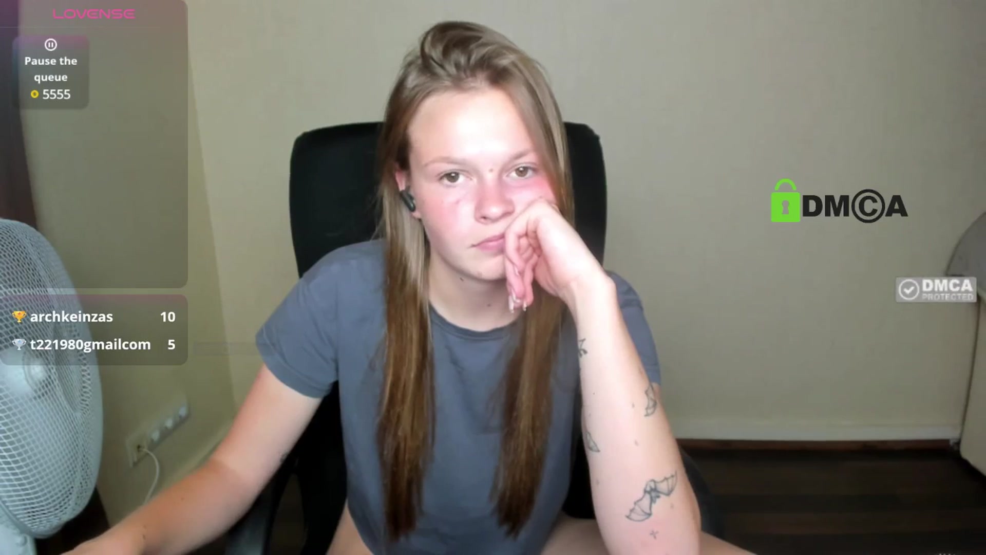 Gallery image thumbnail from CuteDina's myfreecams stream on, 08/04/2025, 10:29 image 5 of 20