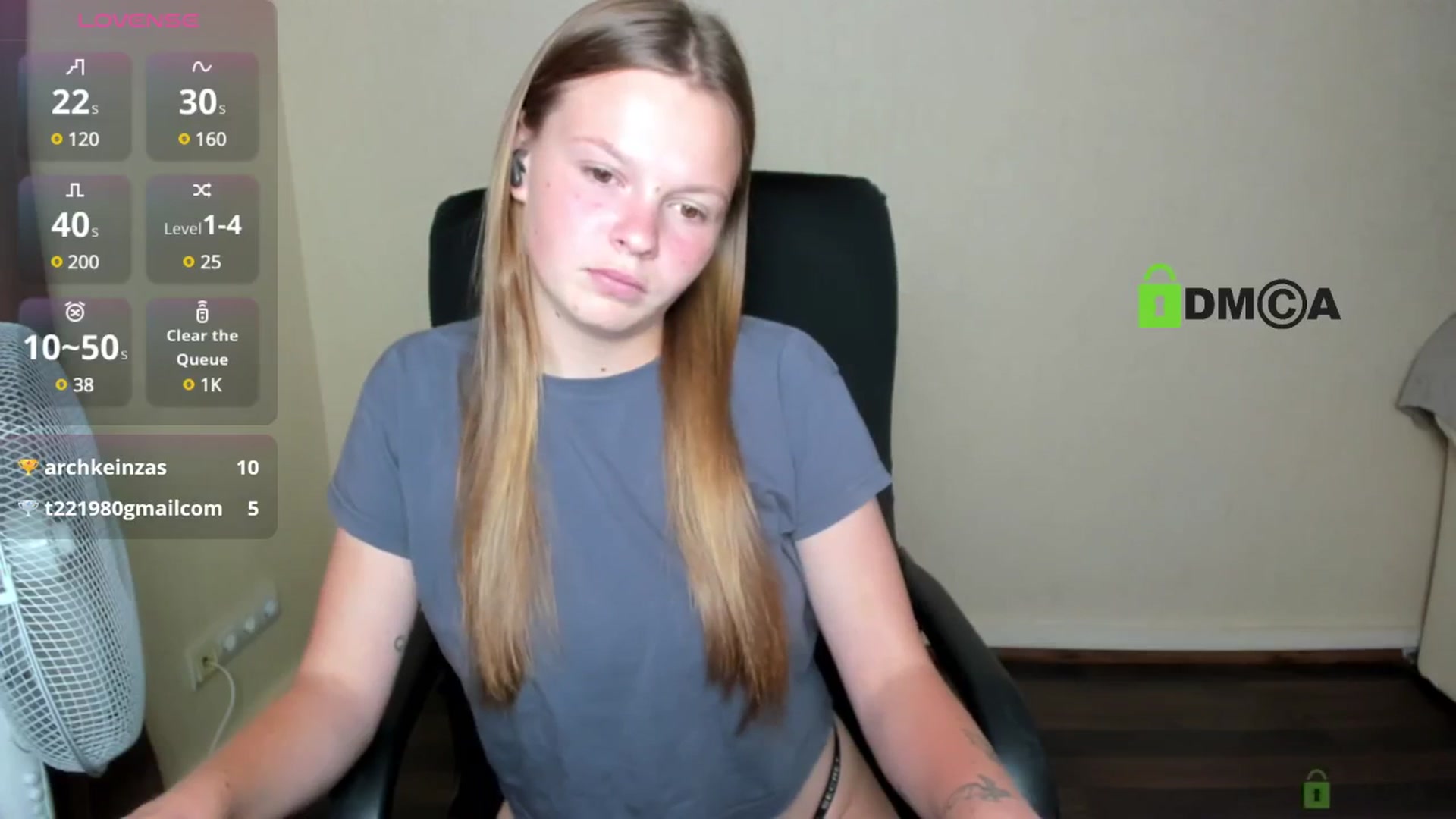 Gallery image thumbnail from CuteDina's myfreecams stream on, 08/04/2025, 10:29 image 11 of 20