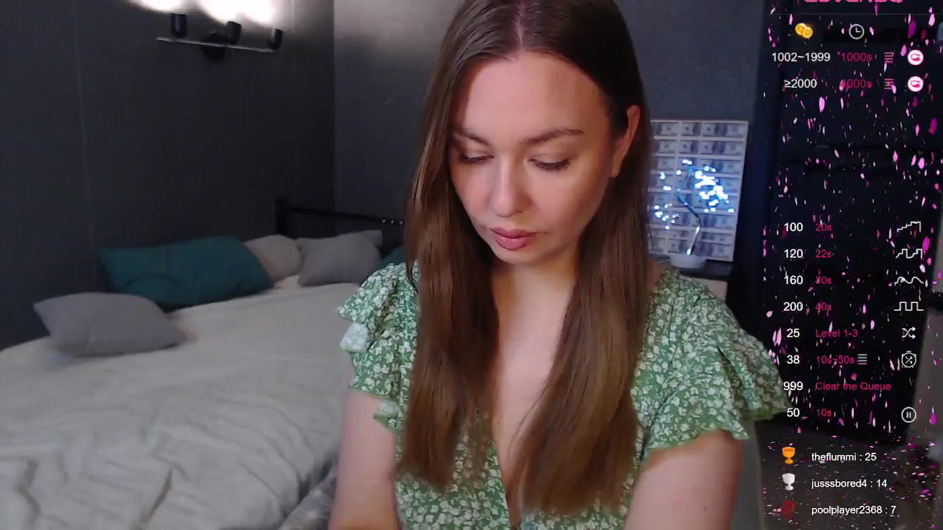 Gallery image thumbnail from CuteFlower_'s myfreecams stream on, 12/25/2025, 14:15 image 14 of 20