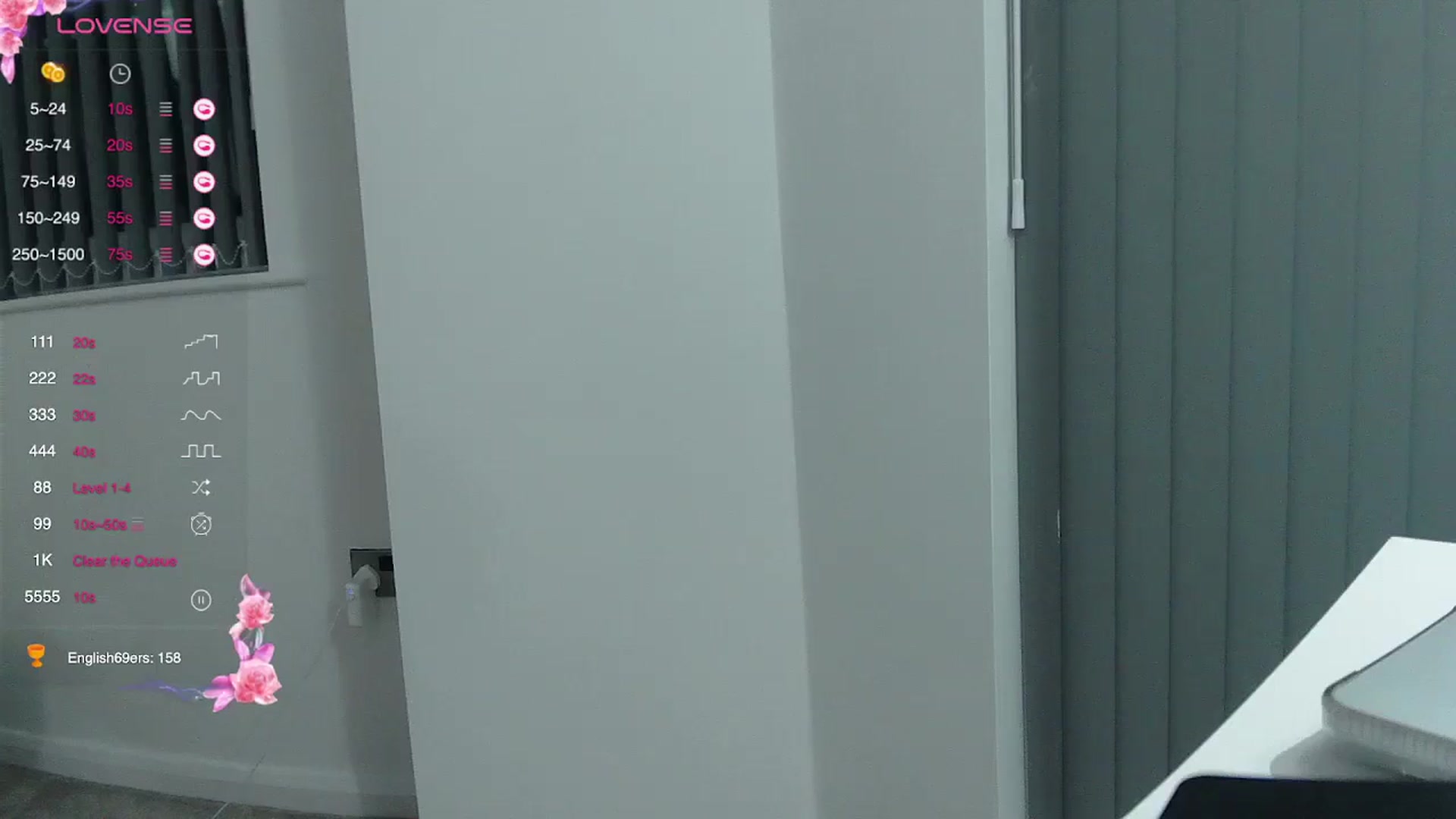 Gallery image thumbnail from CuteGirl21's myfreecams stream on, 08/13/2024, 21:00 image 9 of 20
