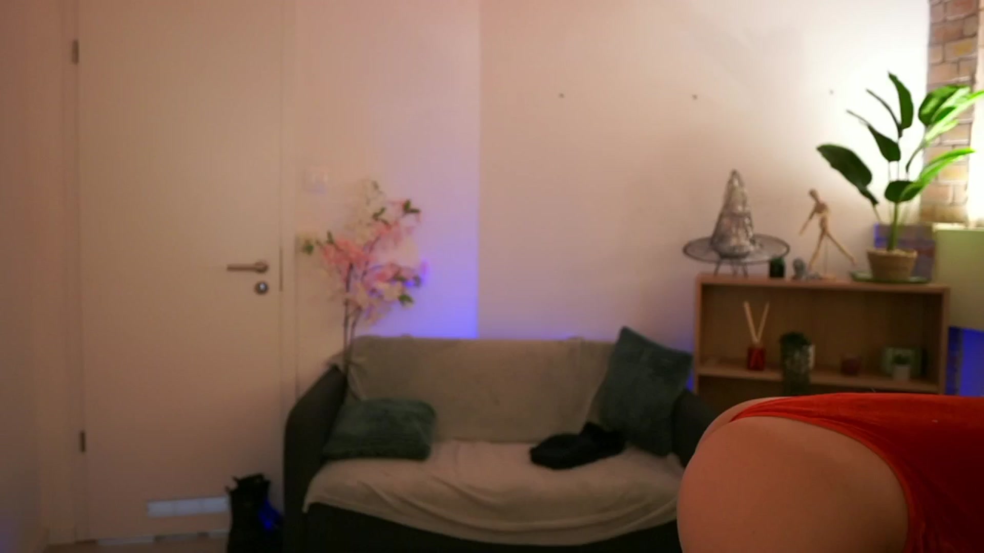 Gallery image thumbnail from CuteGirl_18's myfreecams stream on, 12/06/2024, 15:23 image 14 of 20