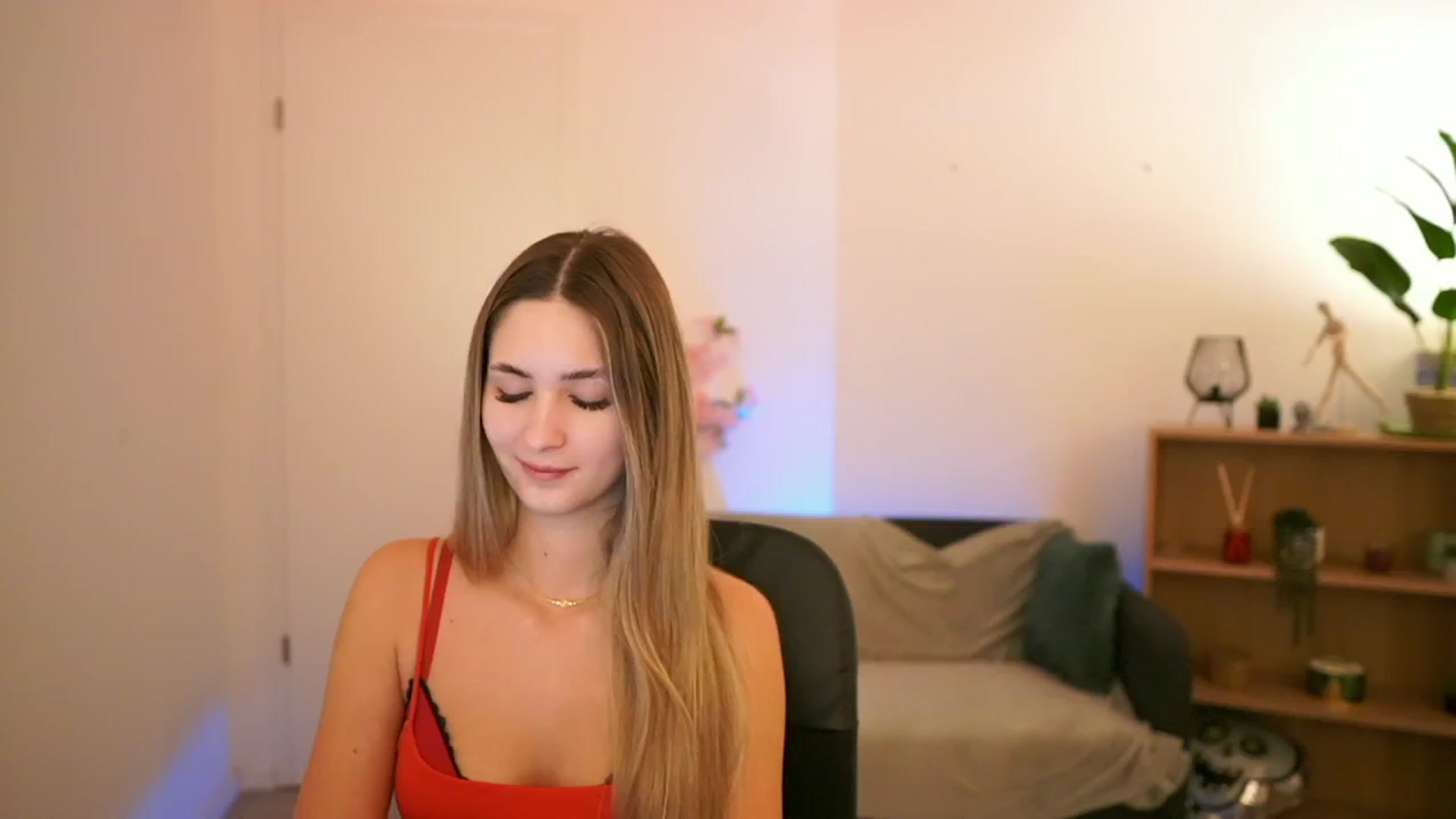 Gallery image thumbnail from CuteGirl_18's myfreecams stream on, 02/02/2025, 14:09 image 11 of 20