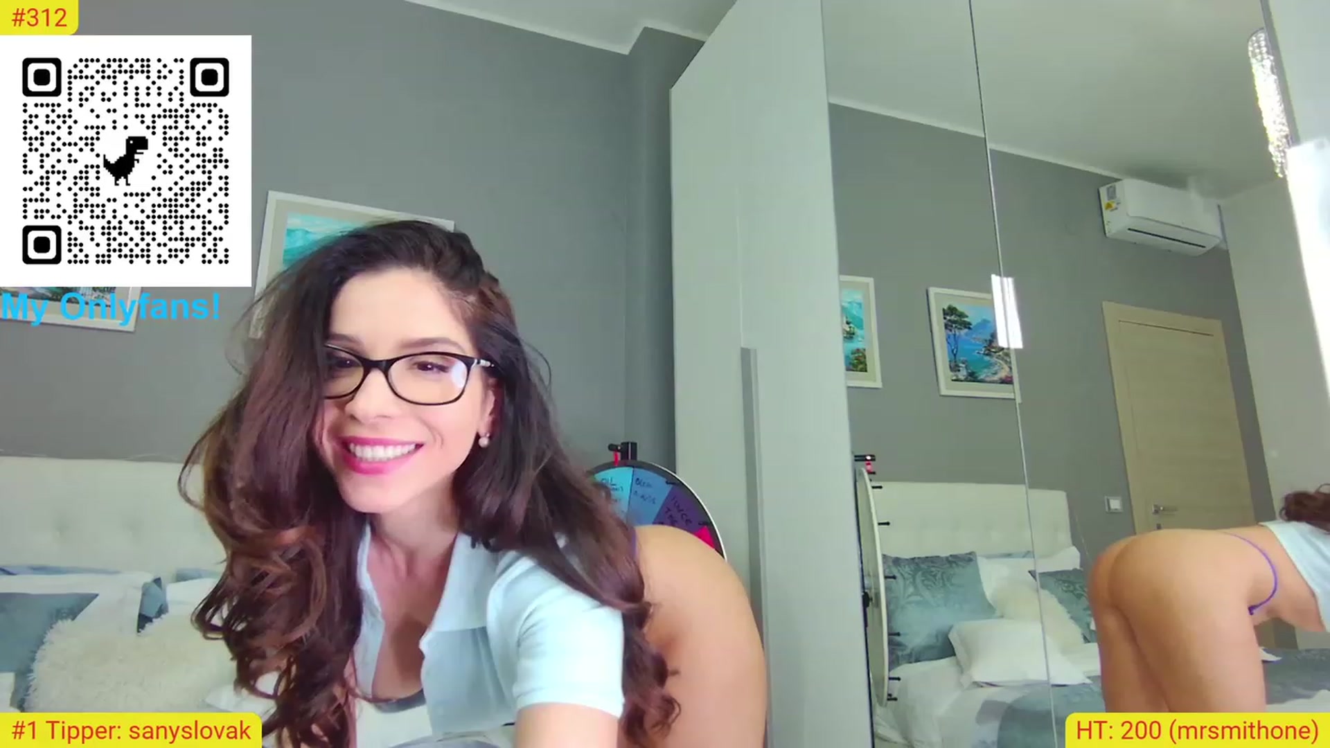 Gallery image thumbnail from CuteHerminie's myfreecams stream on, 11/30/2022, 22:40 image 13 of 20