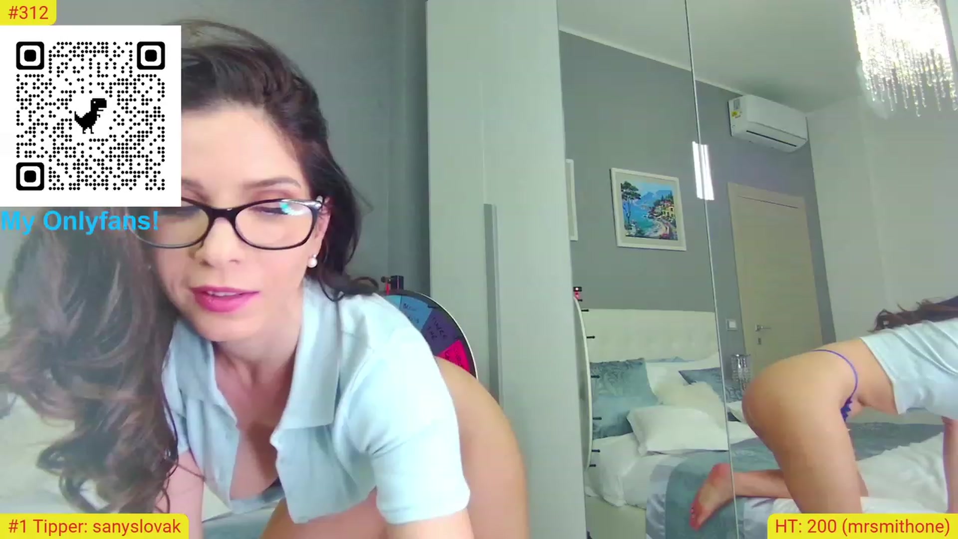 Gallery image thumbnail from CuteHerminie's myfreecams stream on, 11/30/2022, 22:40 image 14 of 20