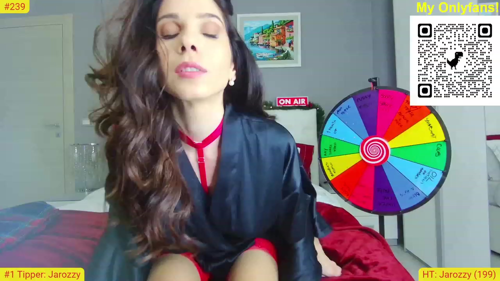 Gallery image thumbnail from CuteHerminie's myfreecams stream on, 12/15/2022, 21:31 image 6 of 20