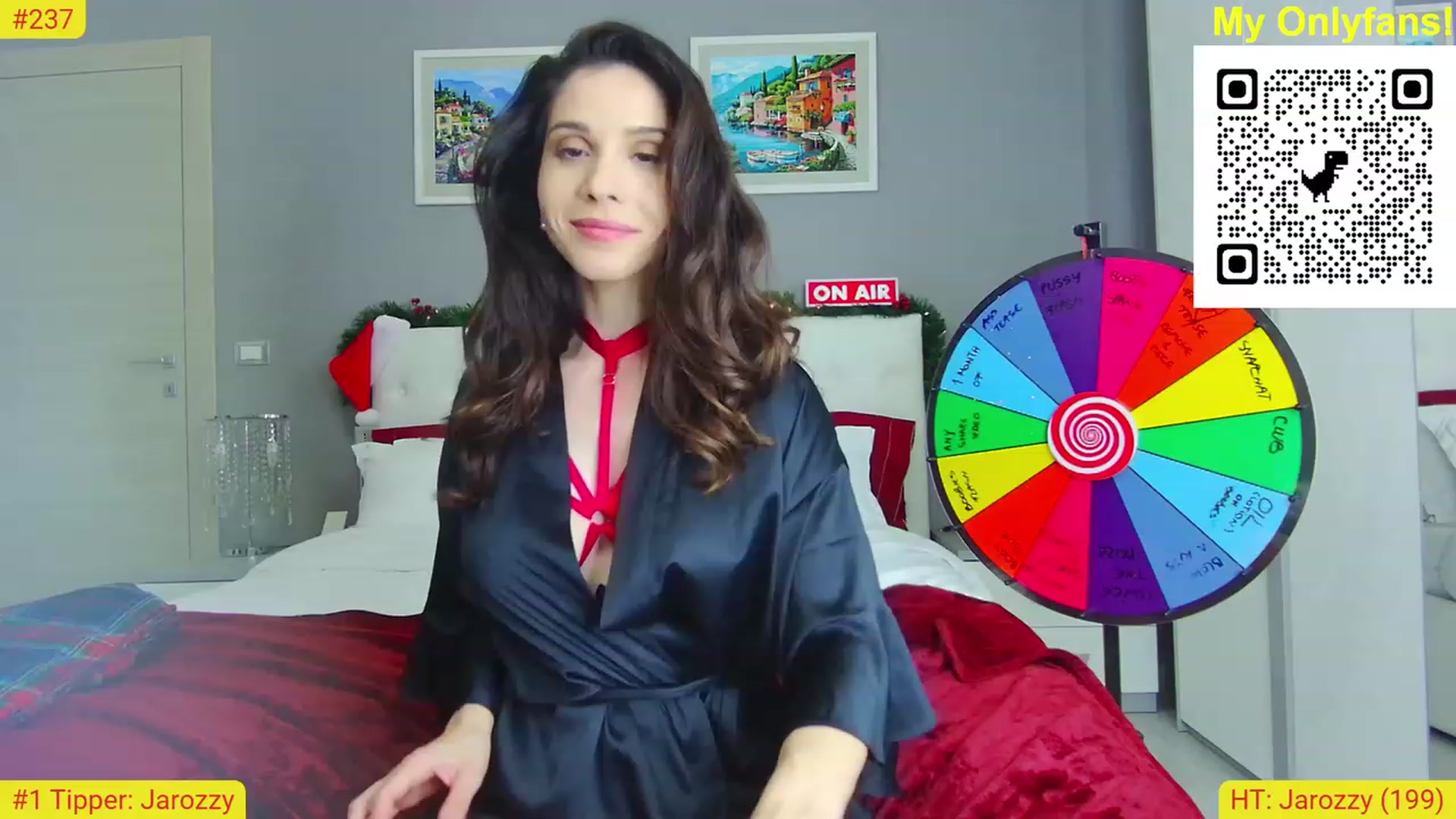 Gallery image thumbnail from CuteHerminie's myfreecams stream on, 12/15/2022, 21:31 image 12 of 20