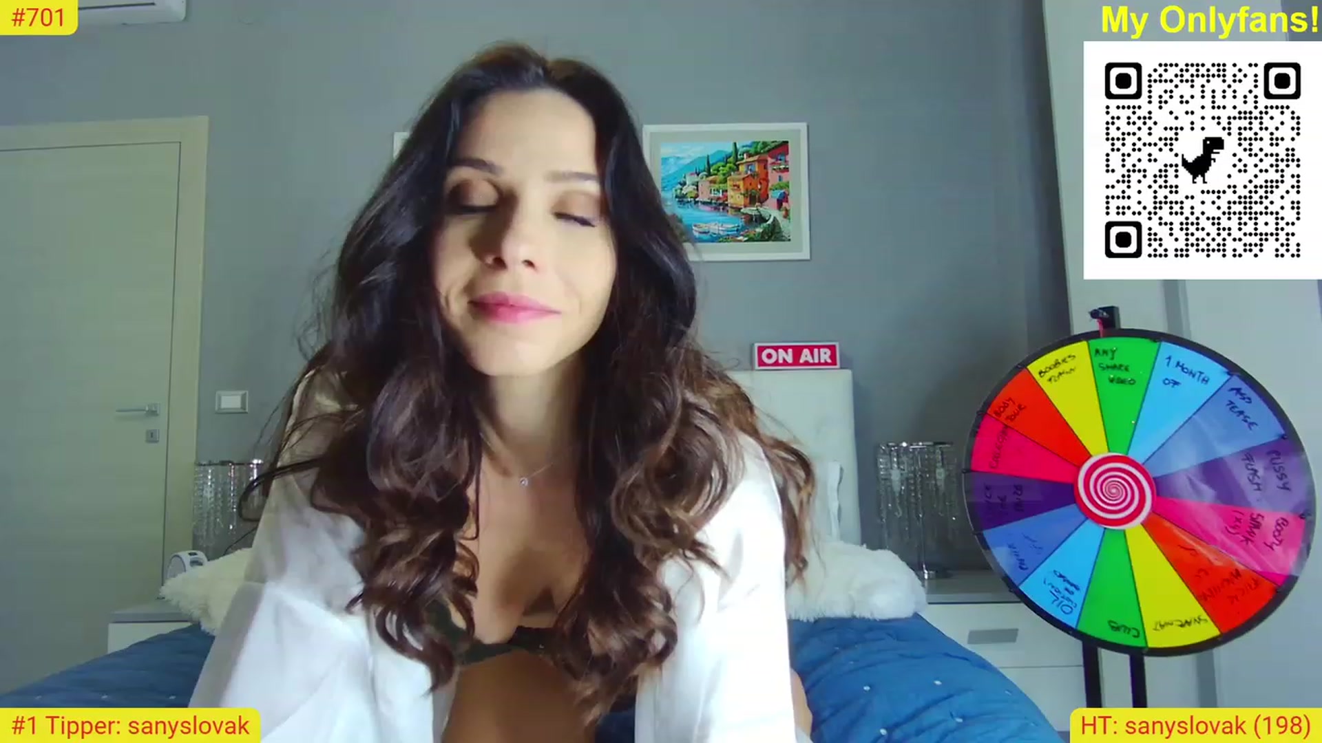 Gallery image thumbnail from CuteHerminie's myfreecams stream on, 01/08/2023, 20:13 image 16 of 20