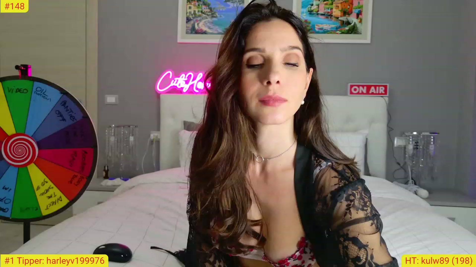 Gallery image thumbnail from CuteHerminie's myfreecams stream on, 10/18/2023, 21:34 image 4 of 20