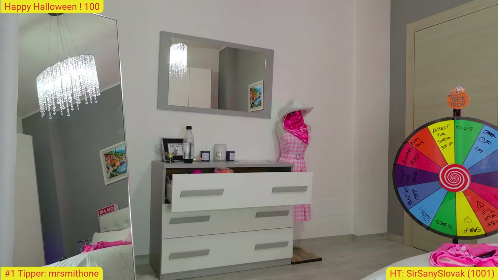 Gallery image thumbnail from CuteHerminie's myfreecams stream on, 10/30/2023, 23:53 image 11 of 20