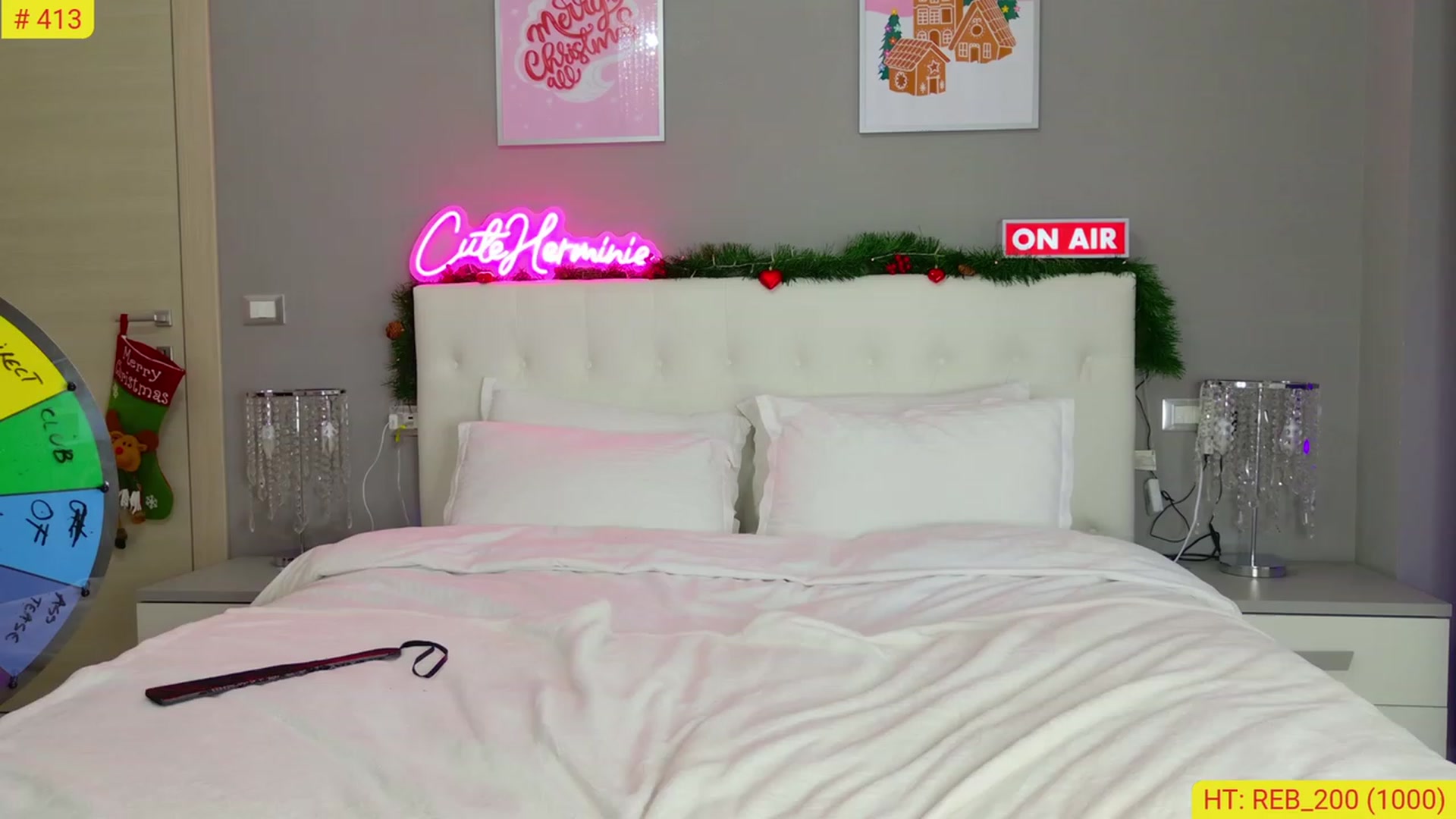 Gallery image thumbnail from CuteHerminie's myfreecams stream on, 11/28/2023, 22:04 image 10 of 20