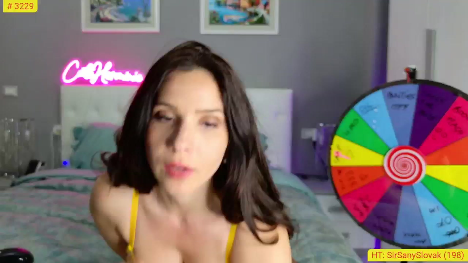 Gallery image thumbnail from CuteHerminie's myfreecams stream on, 06/05/2024, 20:14 image 10 of 20