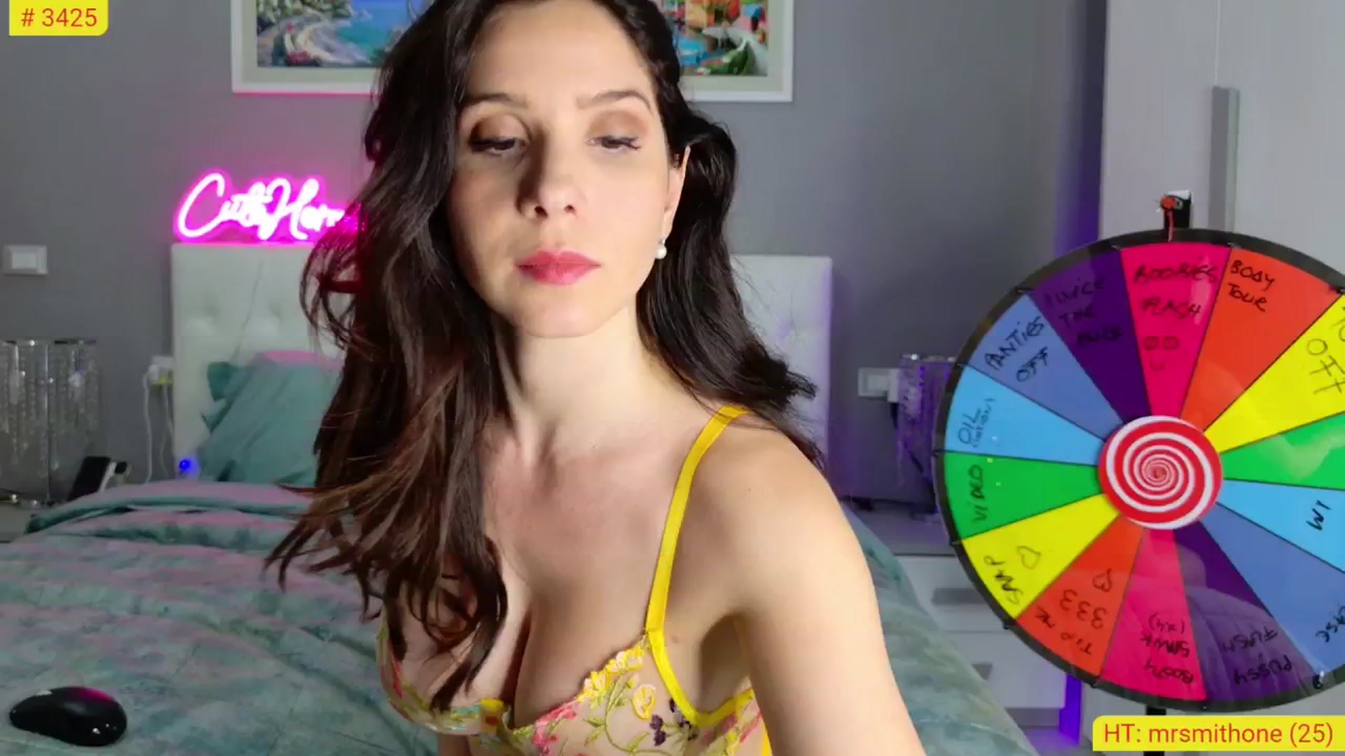 Gallery image thumbnail from CuteHerminie's myfreecams stream on, 06/05/2024, 20:14 image 6 of 20