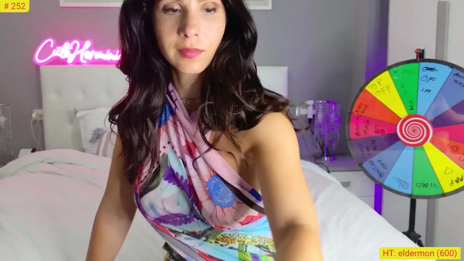 Gallery image thumbnail from CuteHerminie's myfreecams stream on, 07/22/2024, 23:47 image 4 of 20