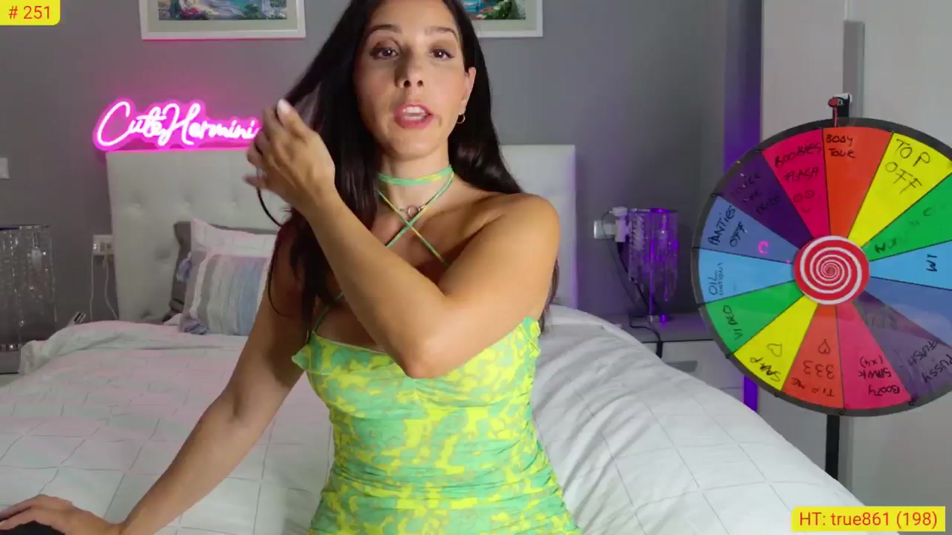 Gallery image thumbnail from CuteHerminie's myfreecams stream on, 07/26/2024, 19:28 image 11 of 20