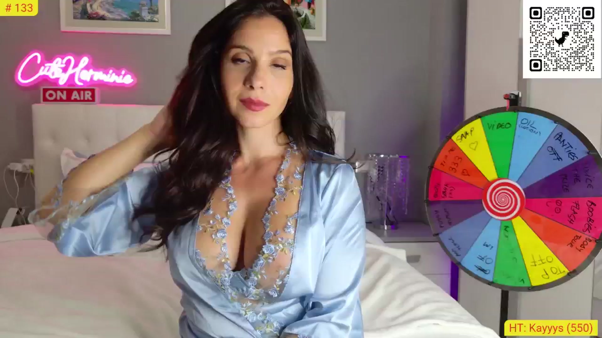 Gallery image thumbnail from CuteHerminie's myfreecams stream on, 09/11/2024, 19:21 image 11 of 20