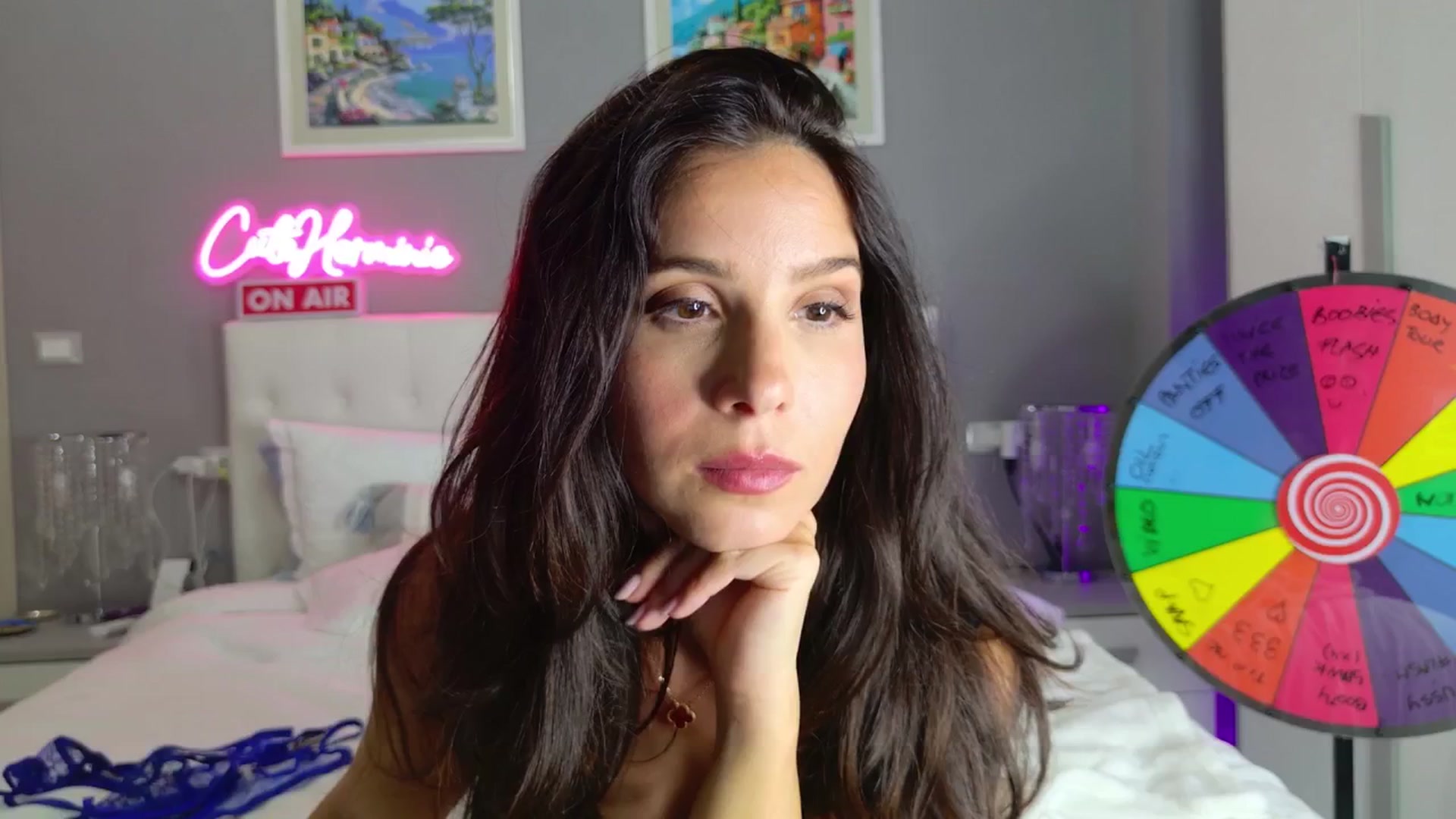 Gallery image thumbnail from CuteHerminie's myfreecams stream on, 09/27/2024, 20:35 image 12 of 20