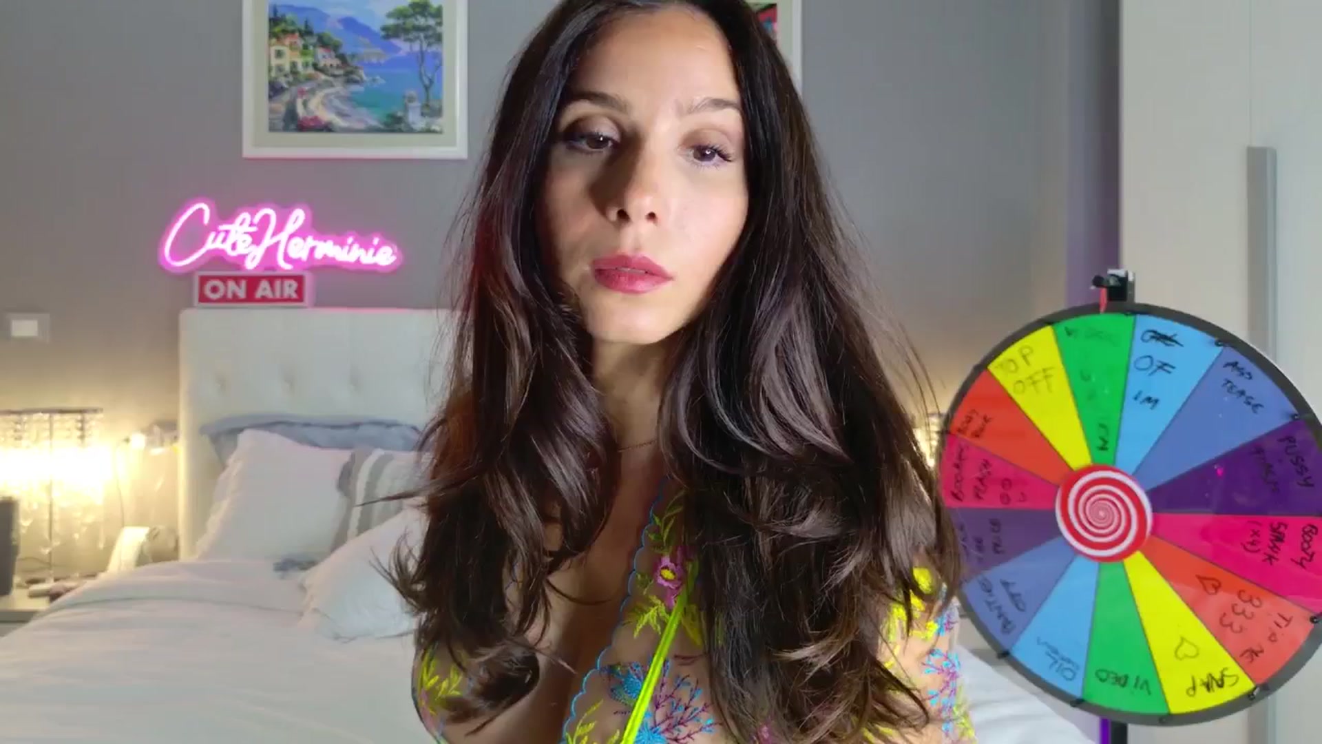 Gallery image thumbnail from CuteHerminie's myfreecams stream on, 10/04/2024, 18:44 image 13 of 20