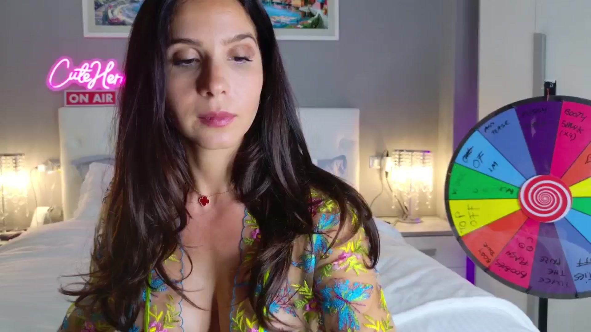 Gallery image thumbnail from CuteHerminie's myfreecams stream on, 10/04/2024, 23:56 image 6 of 20