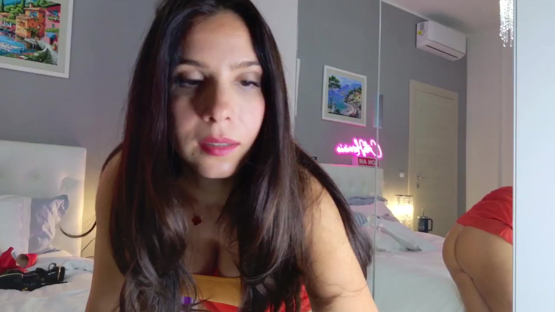 Gallery image thumbnail from CuteHerminie's myfreecams stream on, 10/05/2024, 18:57 image 20 of 20