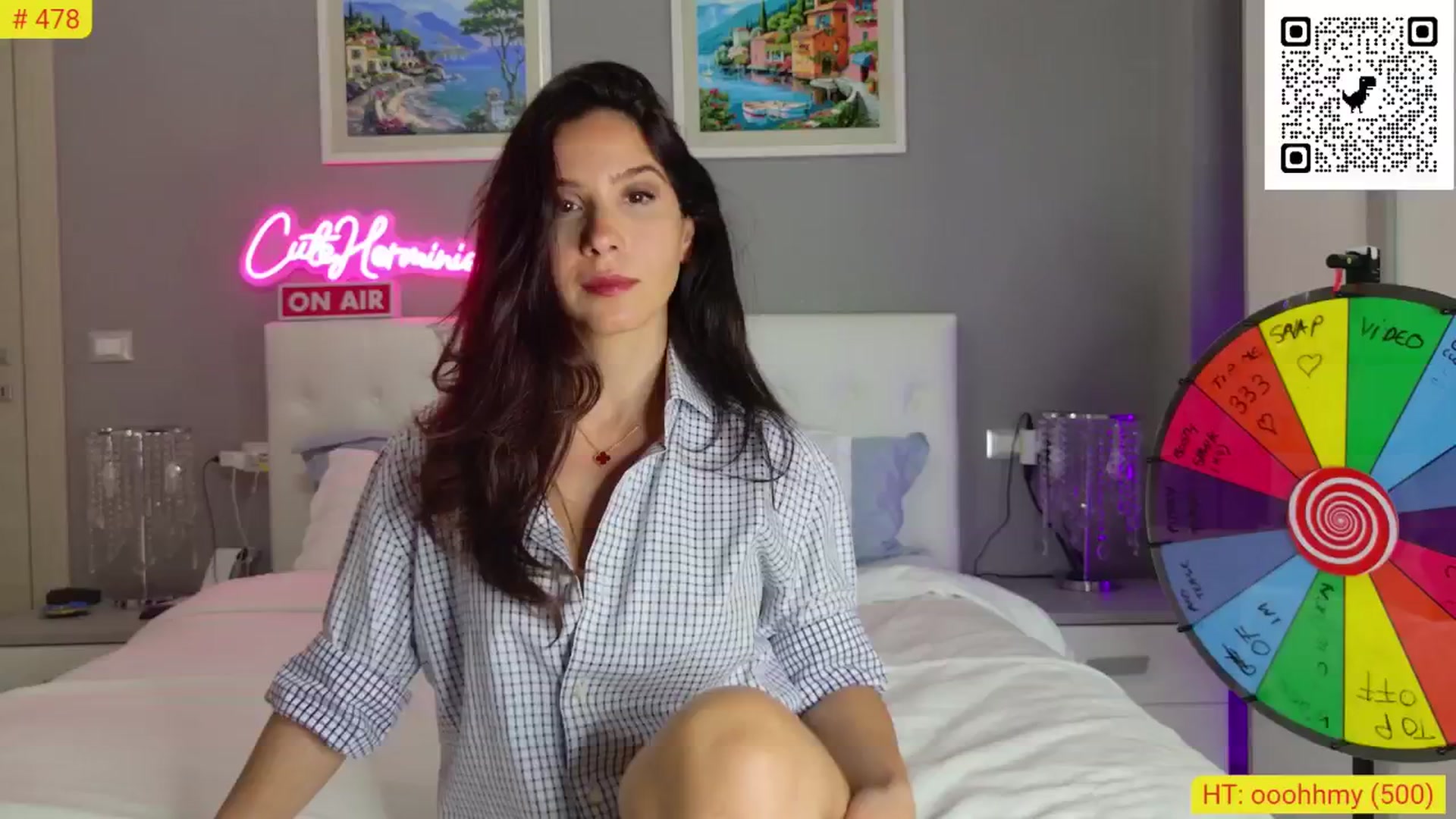 Gallery image thumbnail from CuteHerminie's myfreecams stream on, 10/09/2024, 18:54 image 14 of 20