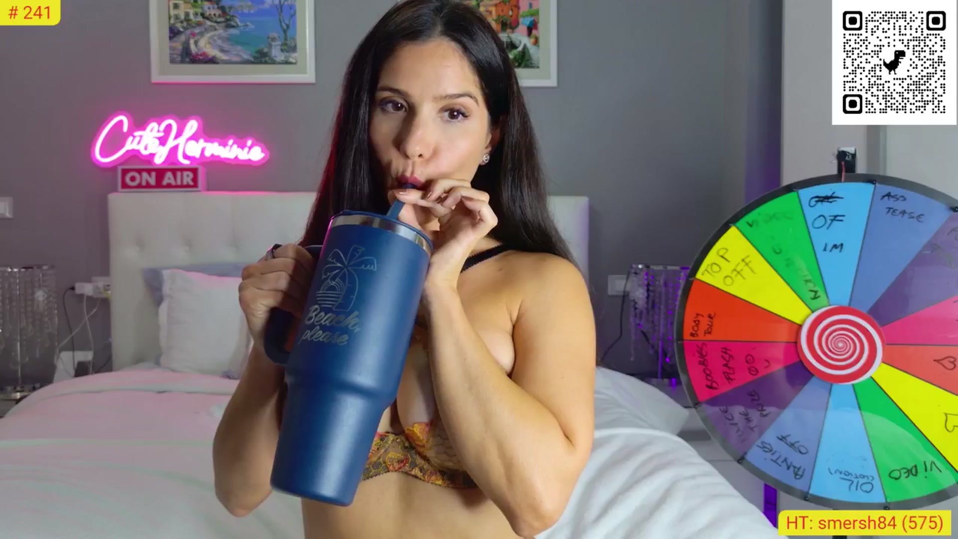 Gallery image thumbnail from CuteHerminie's myfreecams stream on, 10/17/2024, 21:03 image 13 of 20