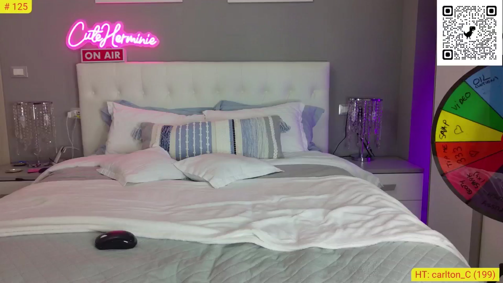 Gallery image thumbnail from CuteHerminie's myfreecams stream on, 10/31/2024, 21:45 image 8 of 20