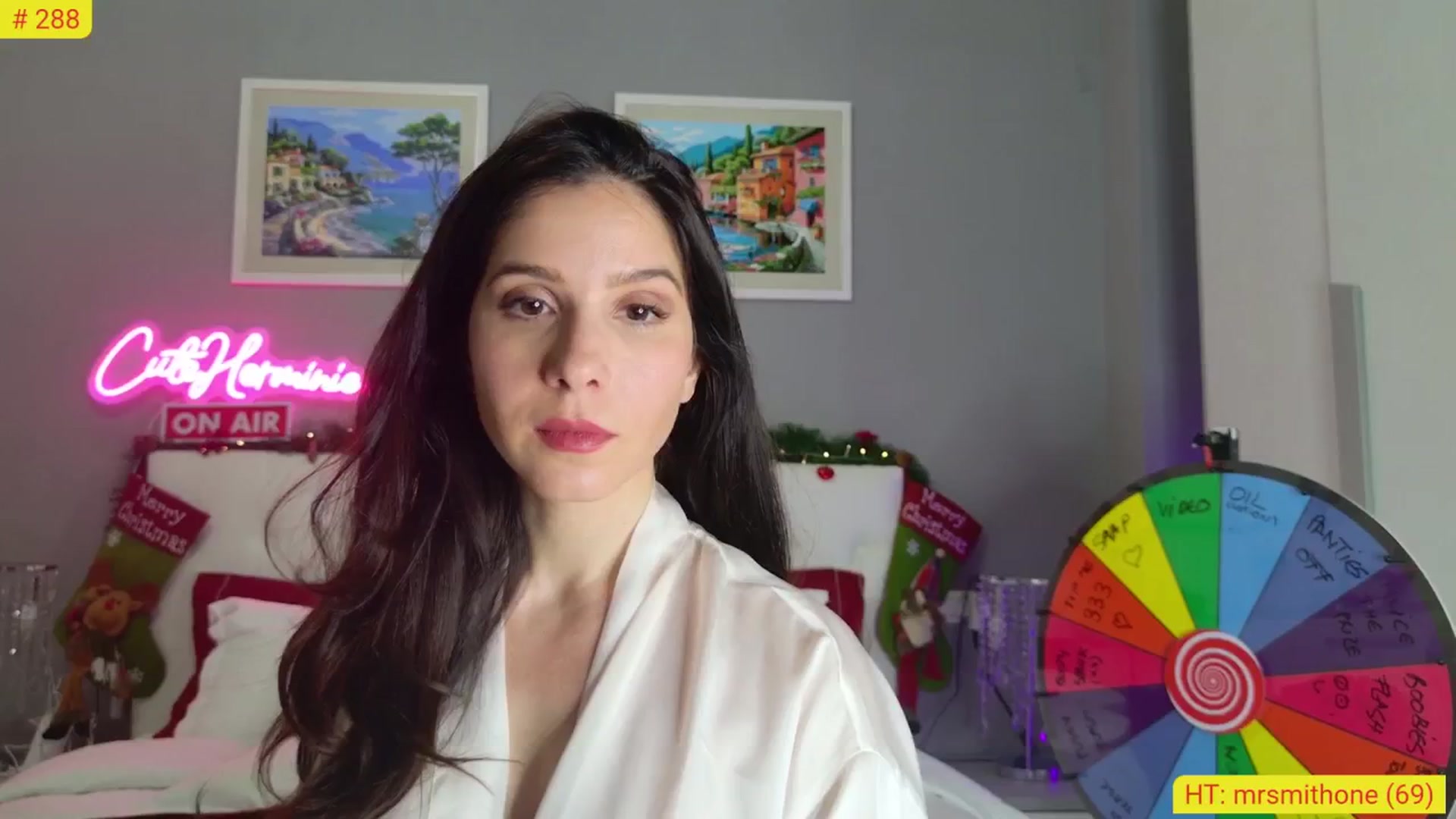 Gallery image thumbnail from CuteHerminie's myfreecams stream on, 11/21/2024, 21:32 image 20 of 20