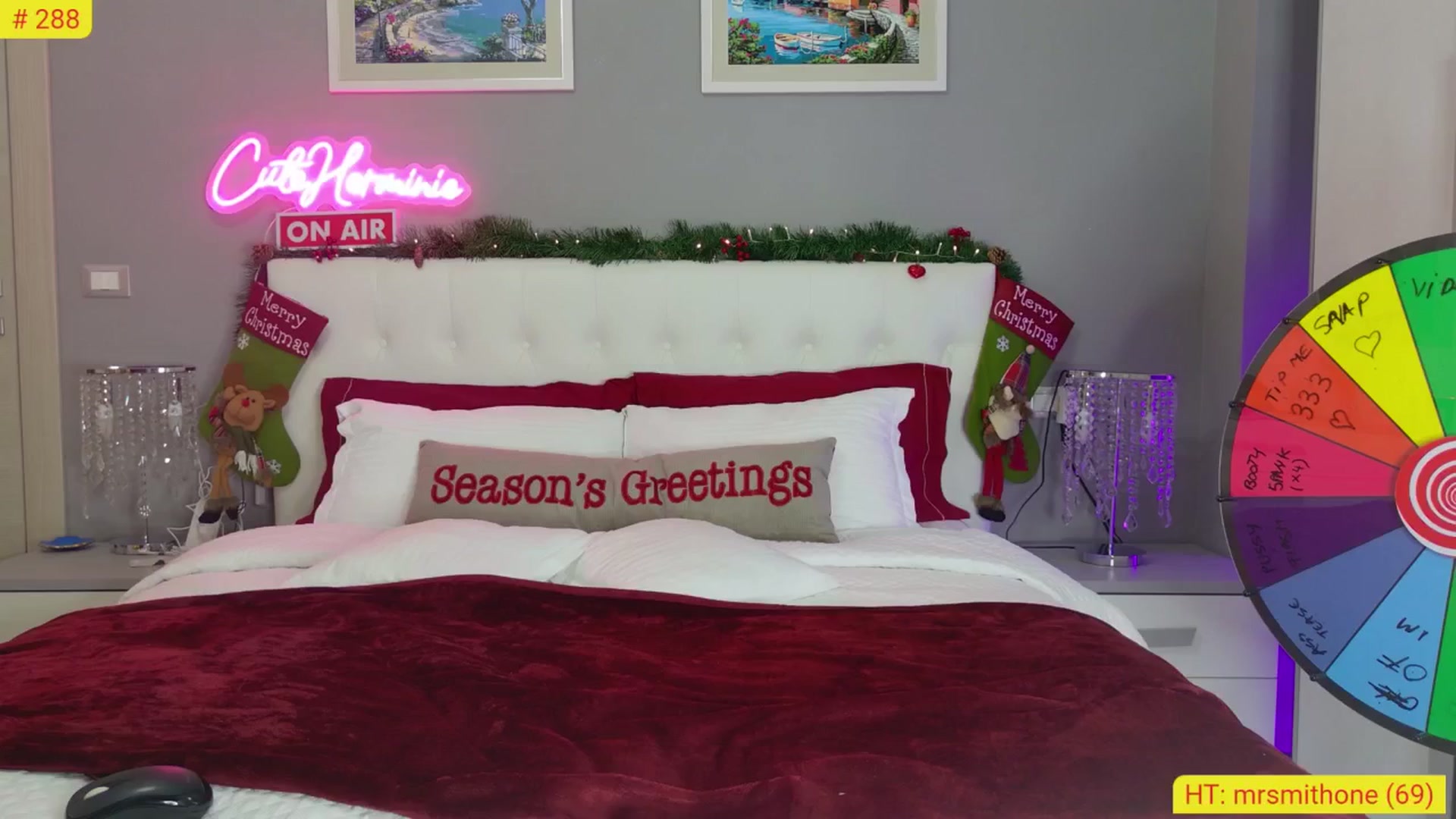 Gallery image thumbnail from CuteHerminie's myfreecams stream on, 11/21/2024, 21:32 image 16 of 20