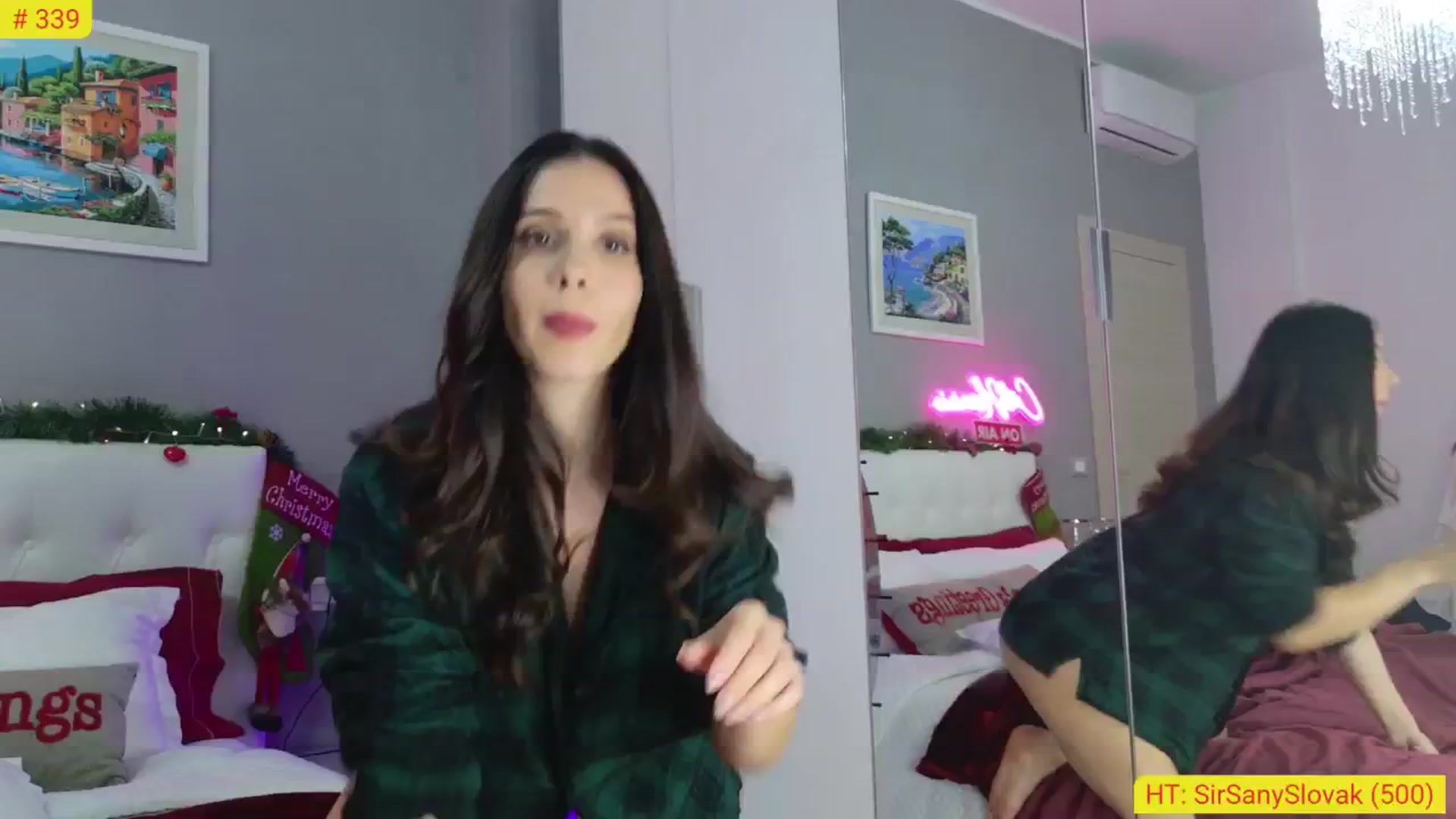 Gallery image thumbnail from CuteHerminie's myfreecams stream on, 11/25/2024, 22:56 image 10 of 20