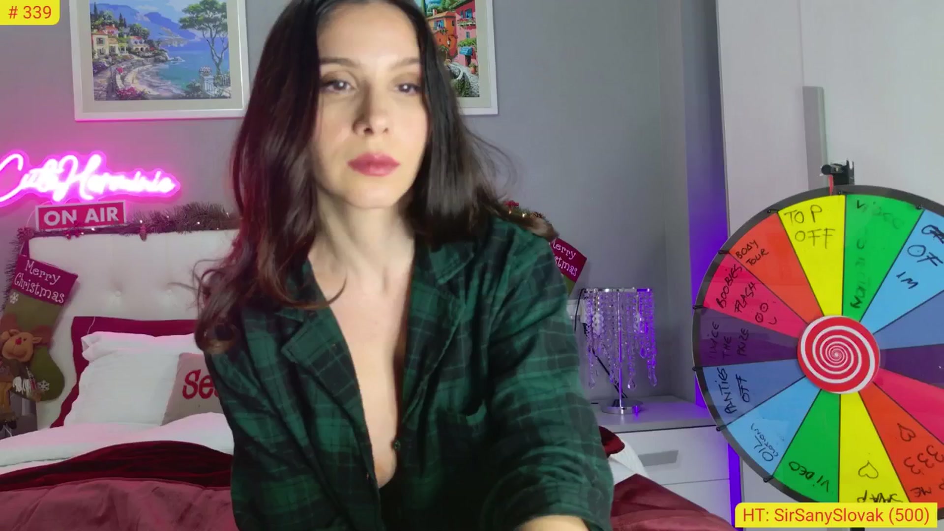 Gallery image thumbnail from CuteHerminie's myfreecams stream on, 11/25/2024, 22:56 image 7 of 20