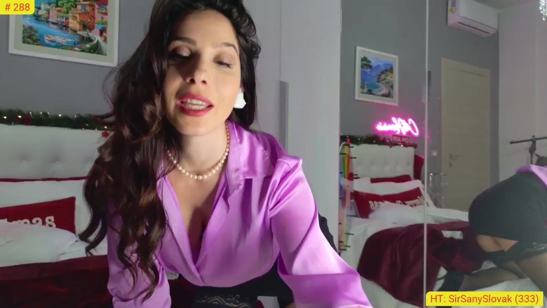 Gallery image thumbnail from CuteHerminie's myfreecams stream on, 11/28/2024, 21:43 image 18 of 20