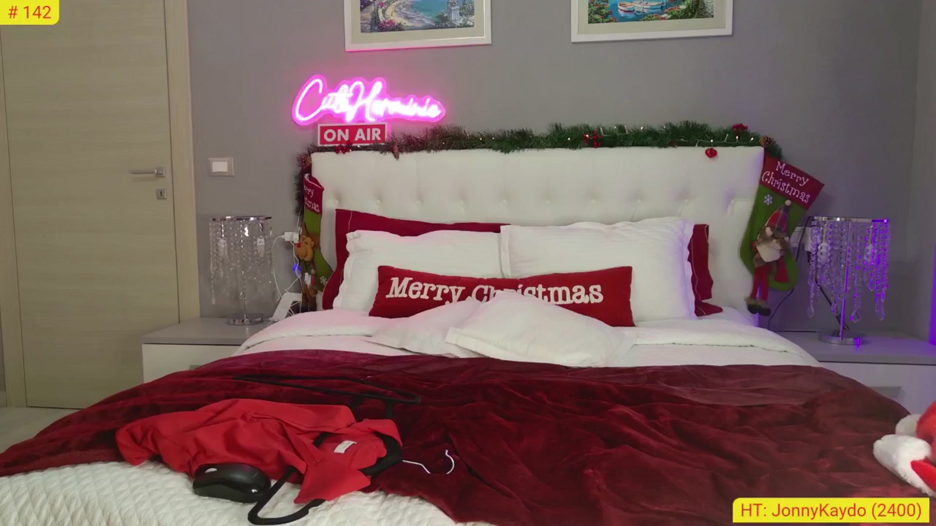 Gallery image thumbnail from CuteHerminie's myfreecams stream on, 12/09/2024, 24:19 image 6 of 20