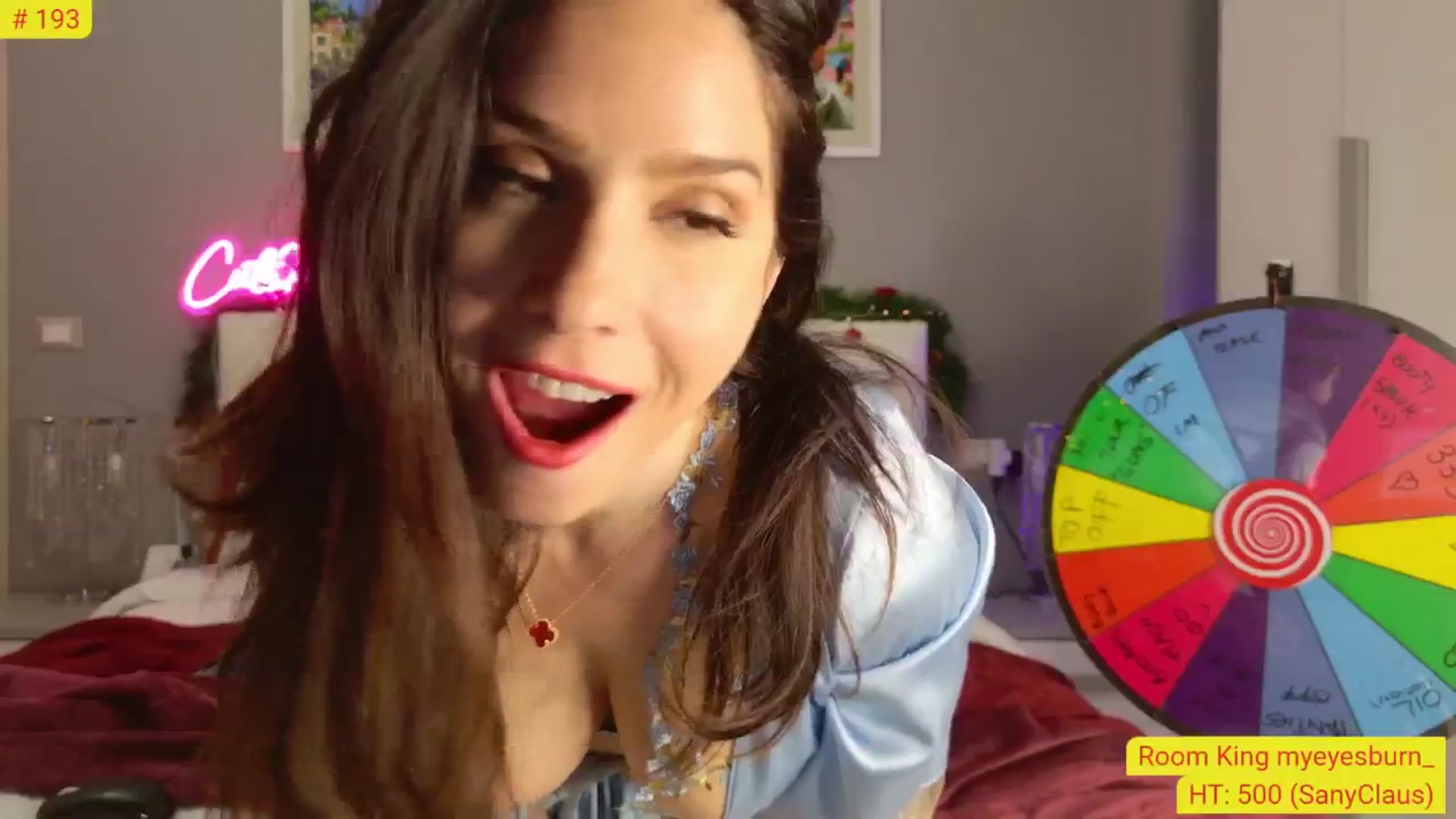 Gallery image thumbnail from CuteHerminie's myfreecams stream on, 01/02/2025, 23:29 image 11 of 20