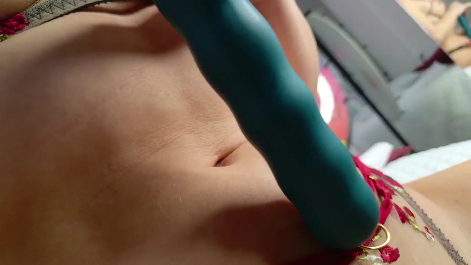 Gallery image thumbnail from CuteHerminie's myfreecams stream on, 01/09/2025, 22:33 image 16 of 20