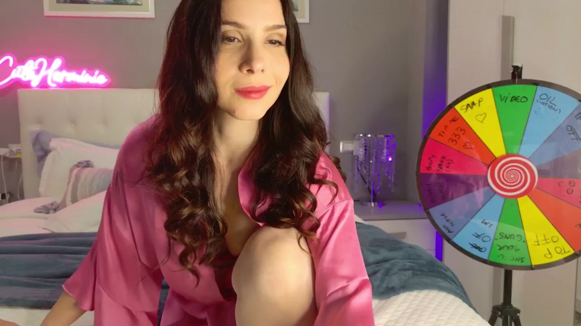 Gallery image thumbnail from CuteHerminie's myfreecams stream on, 01/20/2025, 22:10 image 11 of 20