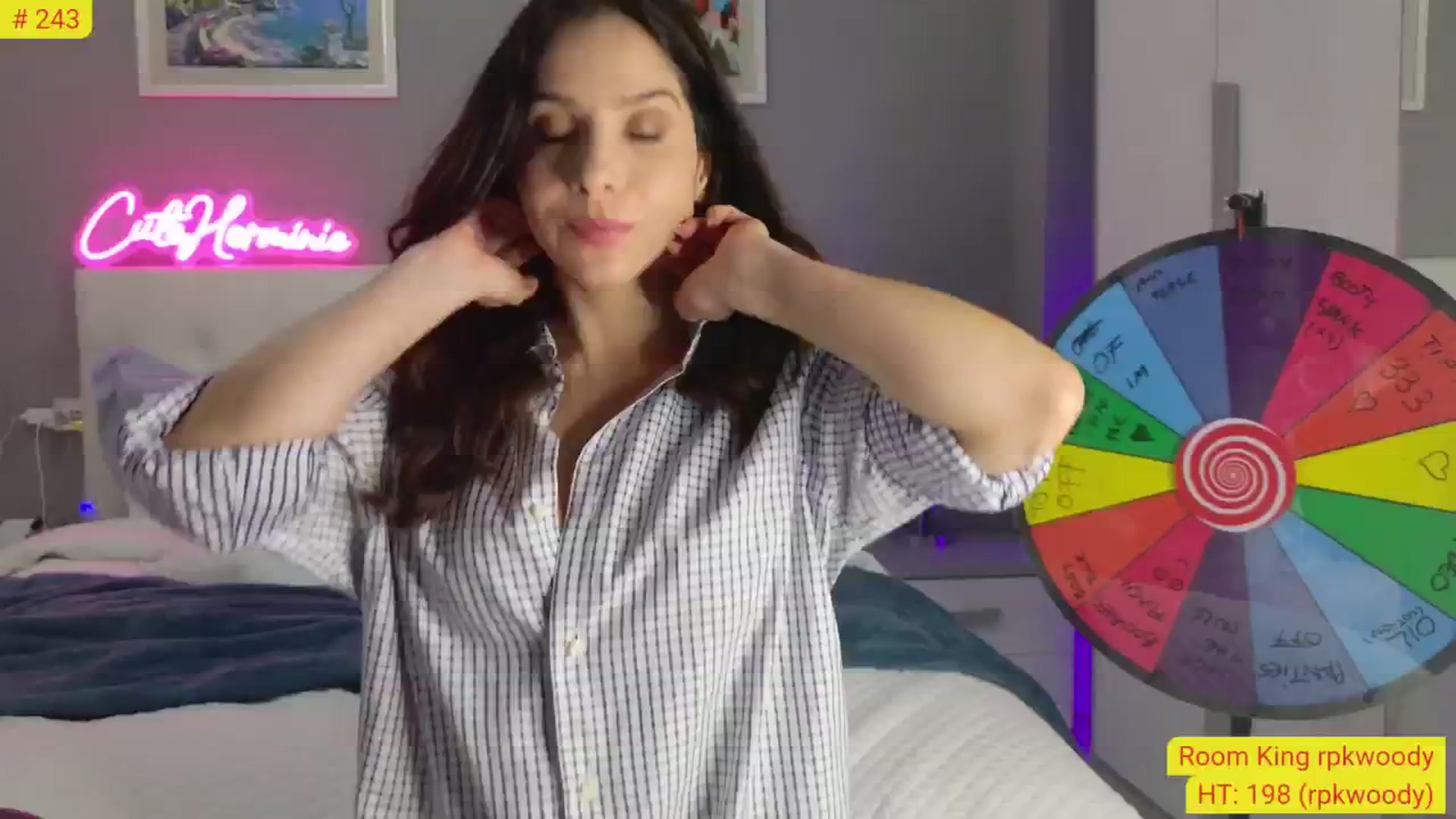 Gallery image thumbnail from CuteHerminie's myfreecams stream on, 02/13/2025, 22:03 image 13 of 20
