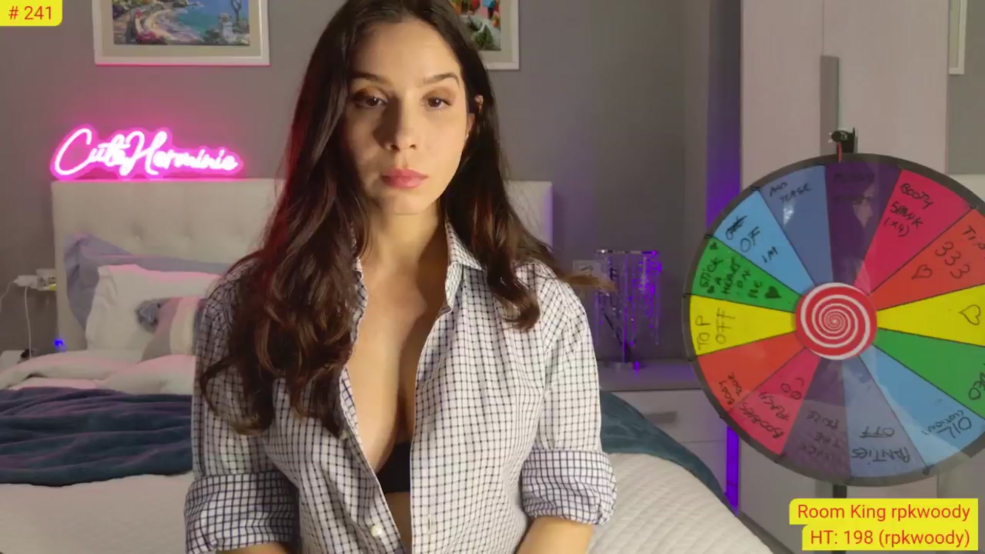 Gallery image thumbnail from CuteHerminie's myfreecams stream on, 02/13/2025, 22:03 image 15 of 20