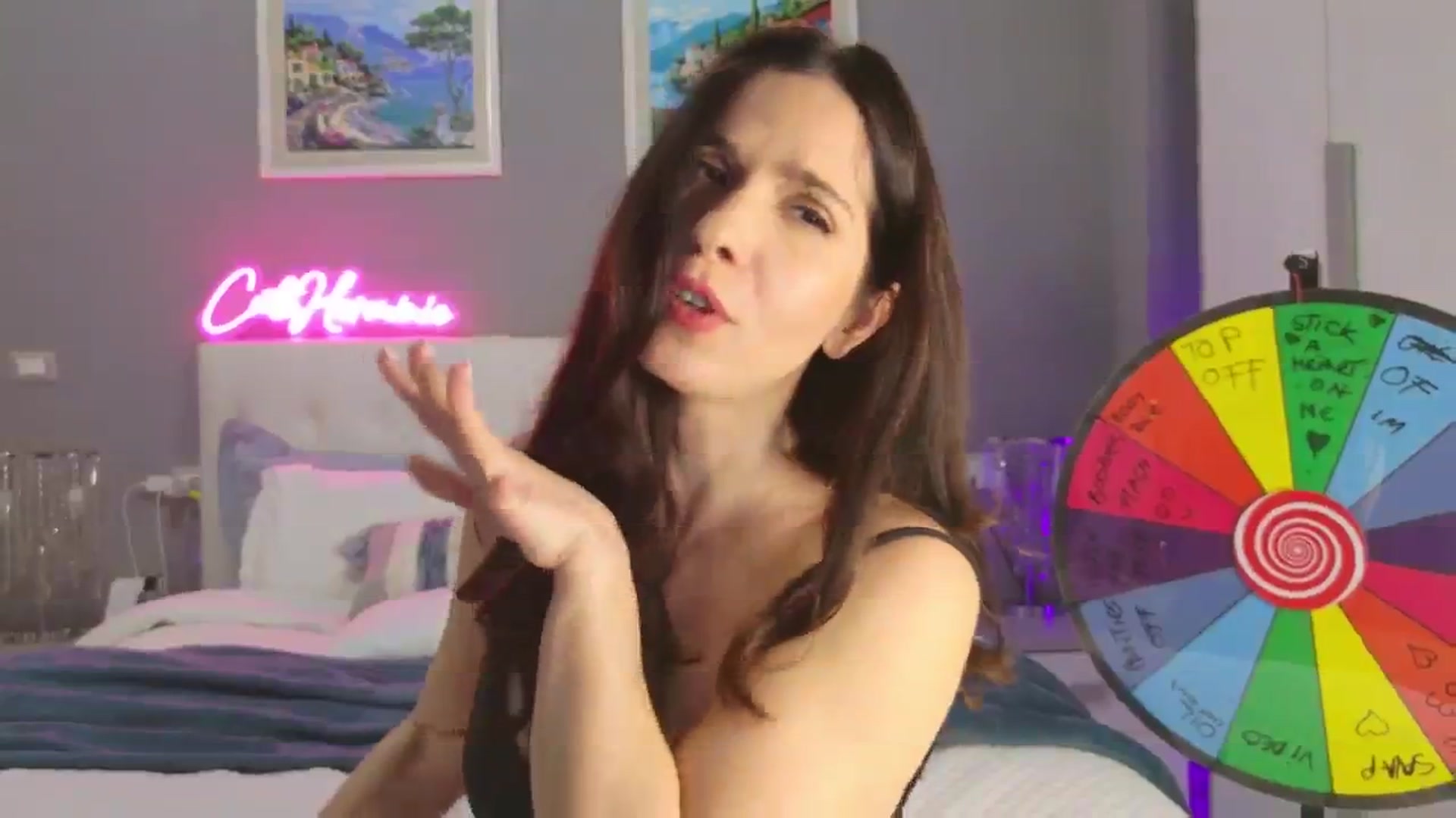 Gallery image thumbnail from CuteHerminie's myfreecams stream on, 02/20/2025, 24:19 image 18 of 20