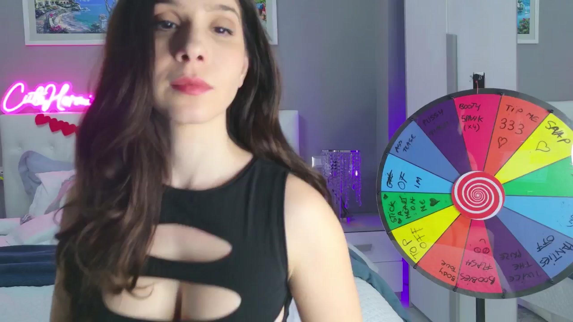 Gallery image thumbnail from CuteHerminie's myfreecams stream on, 02/23/2025, 22:20 image 16 of 20