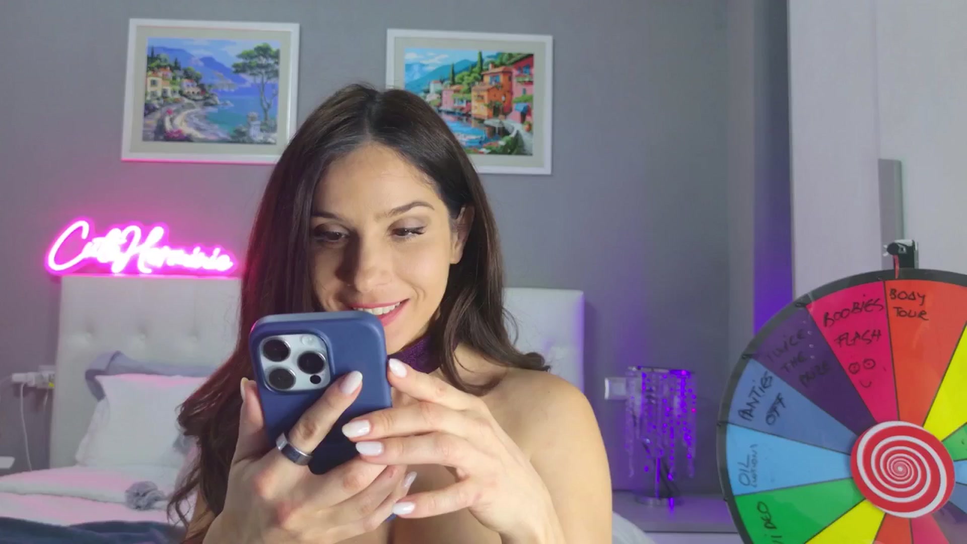 Gallery image thumbnail from CuteHerminie's myfreecams stream on, 03/31/2025, 22:49 image 17 of 20