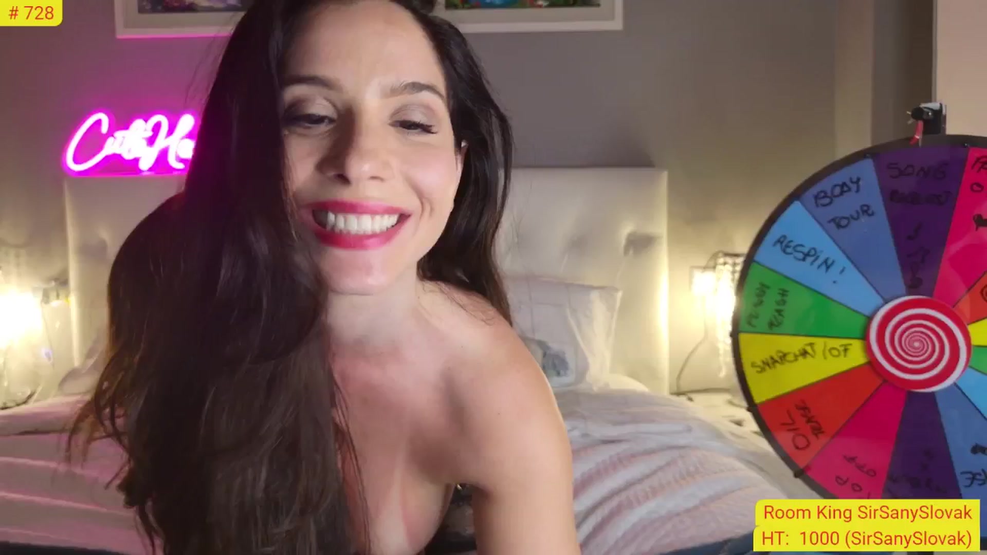 Gallery image thumbnail from CuteHerminie's myfreecams stream on, 06/05/2025, 23:27 image 7 of 20