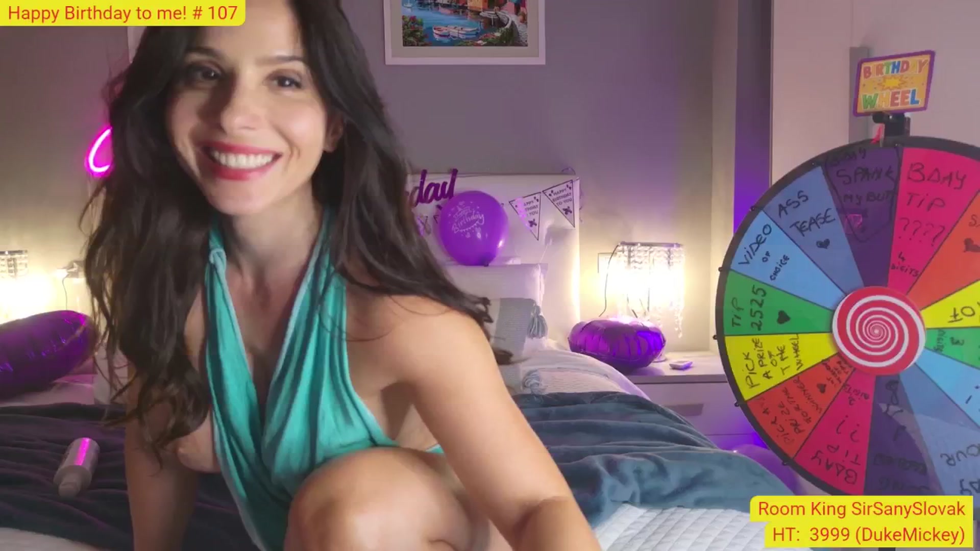 Gallery image thumbnail from CuteHerminie's myfreecams stream on, 06/21/2025, 23:44 image 17 of 20