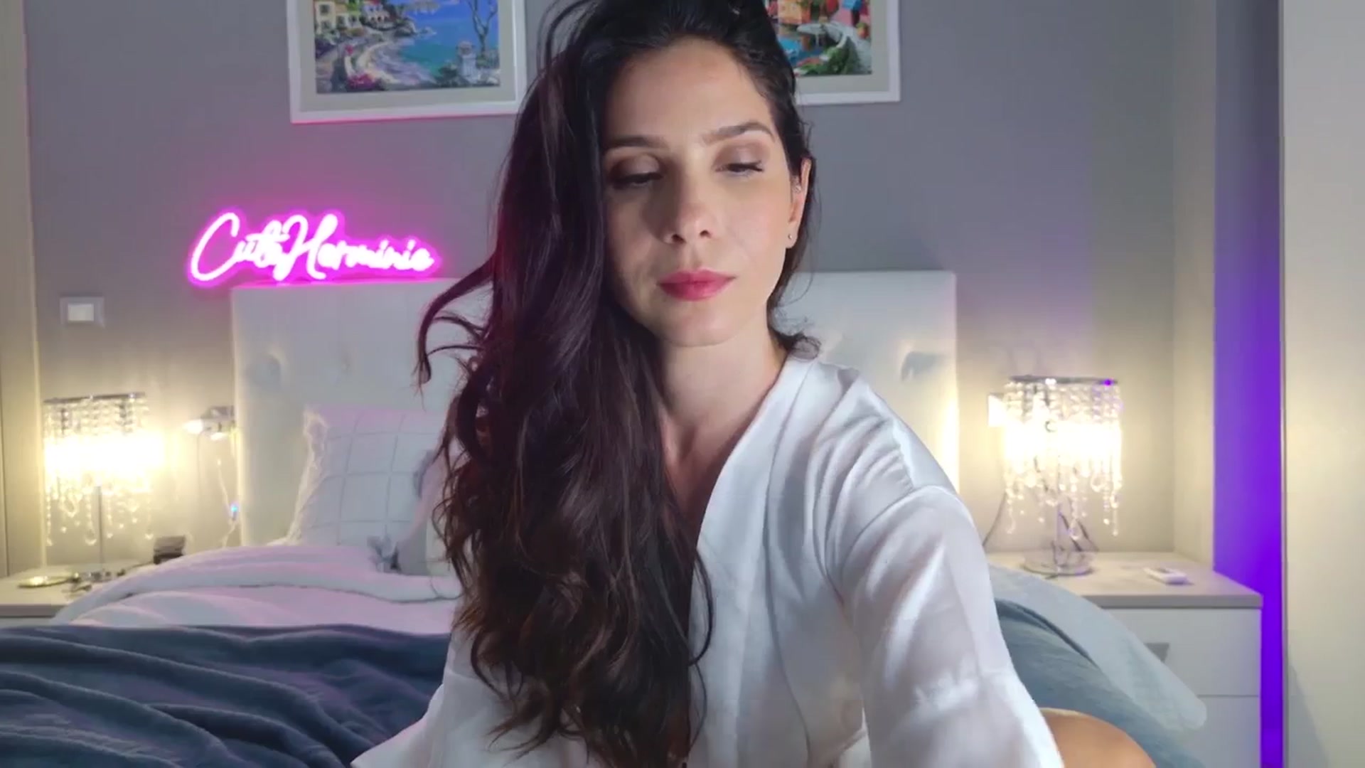 Gallery image thumbnail from CuteHerminie's myfreecams stream on, 07/14/2025, 22:28 image 4 of 20