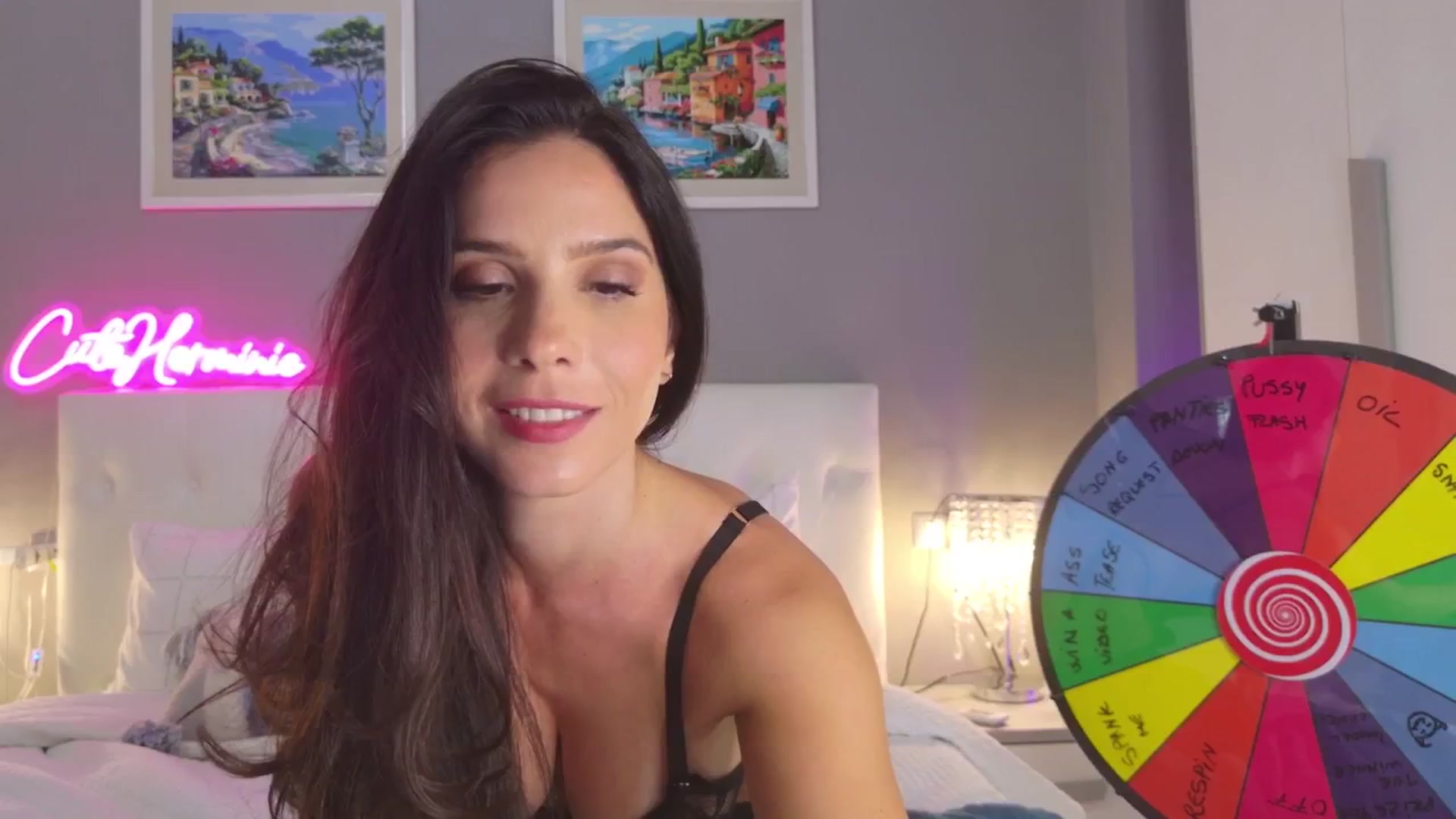 Gallery image thumbnail from CuteHerminie's myfreecams stream on, 07/25/2025, 21:17 image 5 of 20