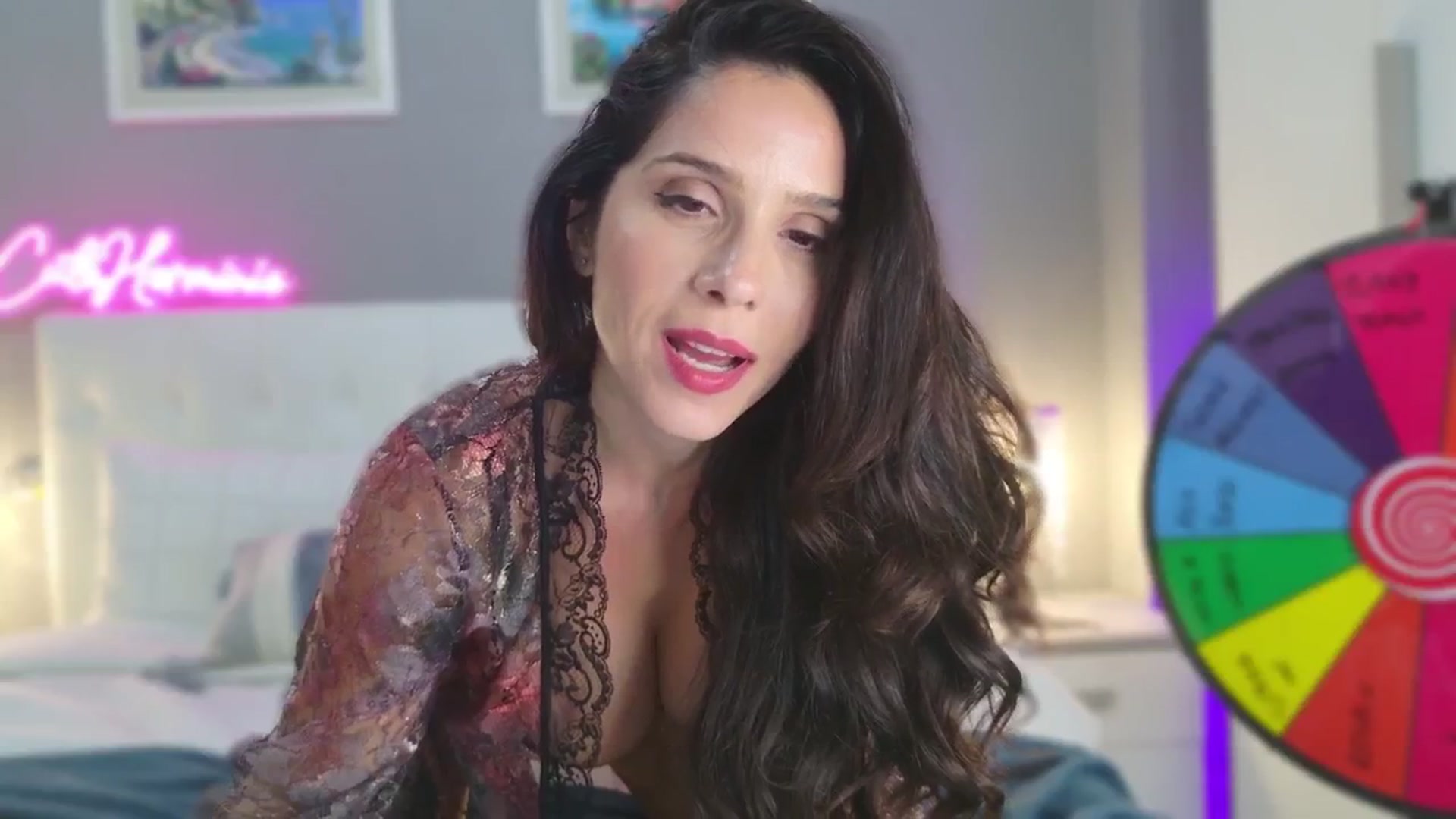 Gallery image thumbnail from CuteHerminie's myfreecams stream on, 07/29/2025, 23:00 image 16 of 20