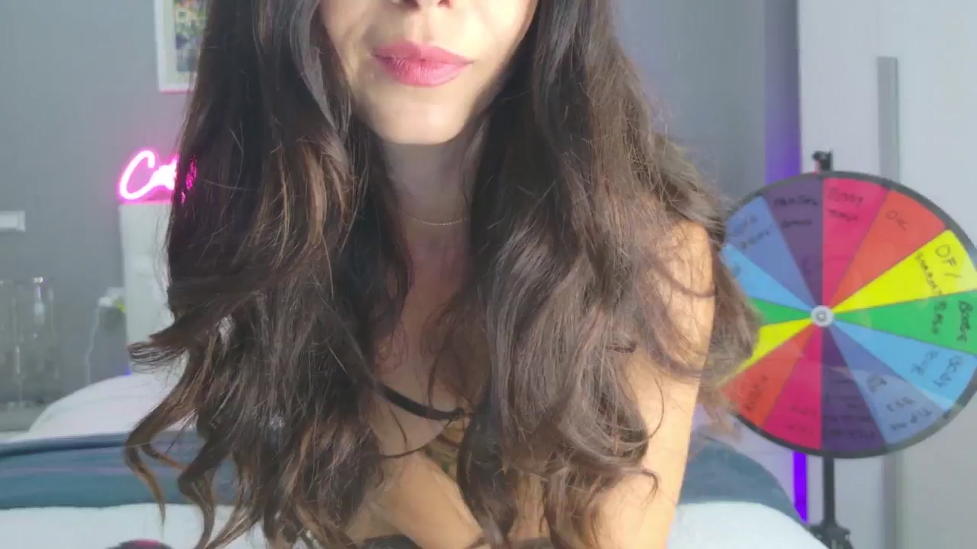 Gallery image thumbnail from CuteHerminie's myfreecams stream on, 08/19/2025, 20:41 image 3 of 20