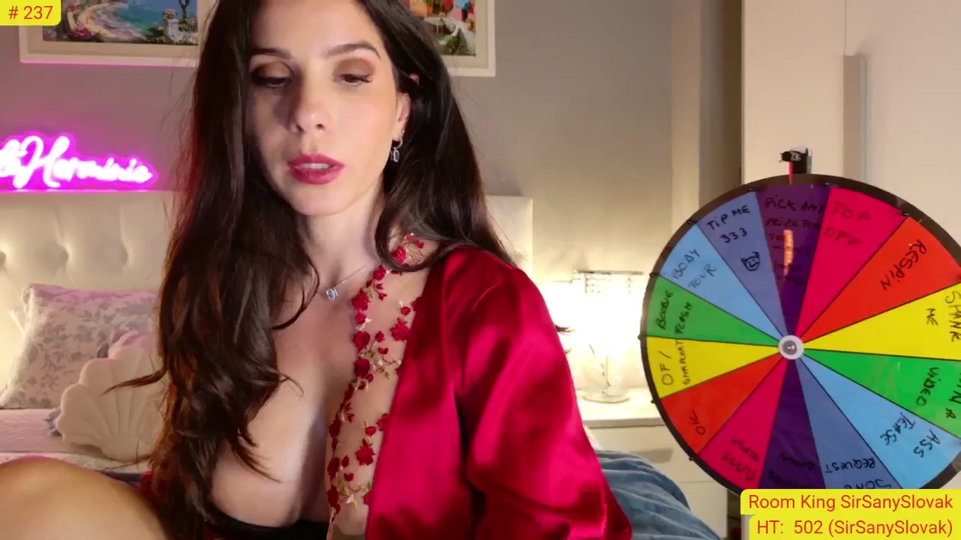 Gallery image thumbnail from CuteHerminie's myfreecams stream on, 09/29/2025, 22:09 image 7 of 20