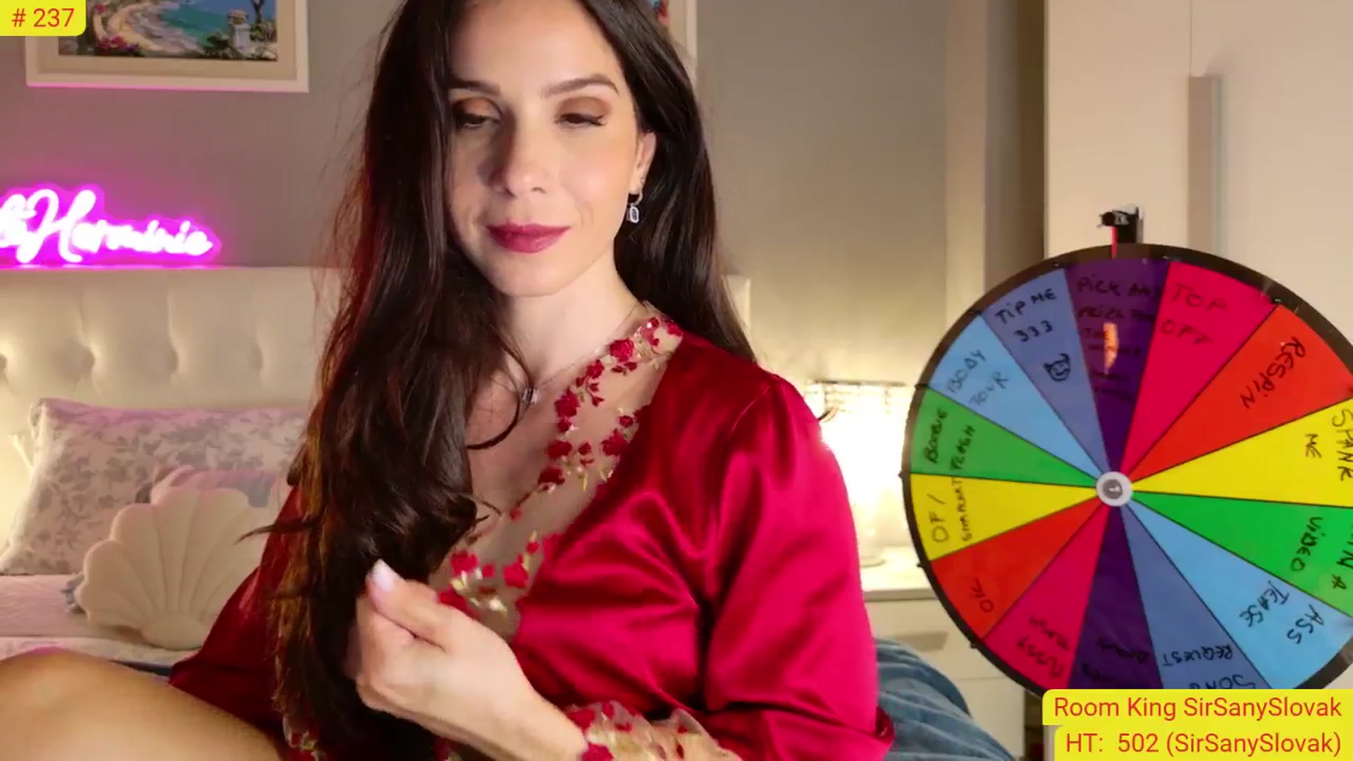 Gallery image thumbnail from CuteHerminie's myfreecams stream on, 09/29/2025, 22:09 image 8 of 20