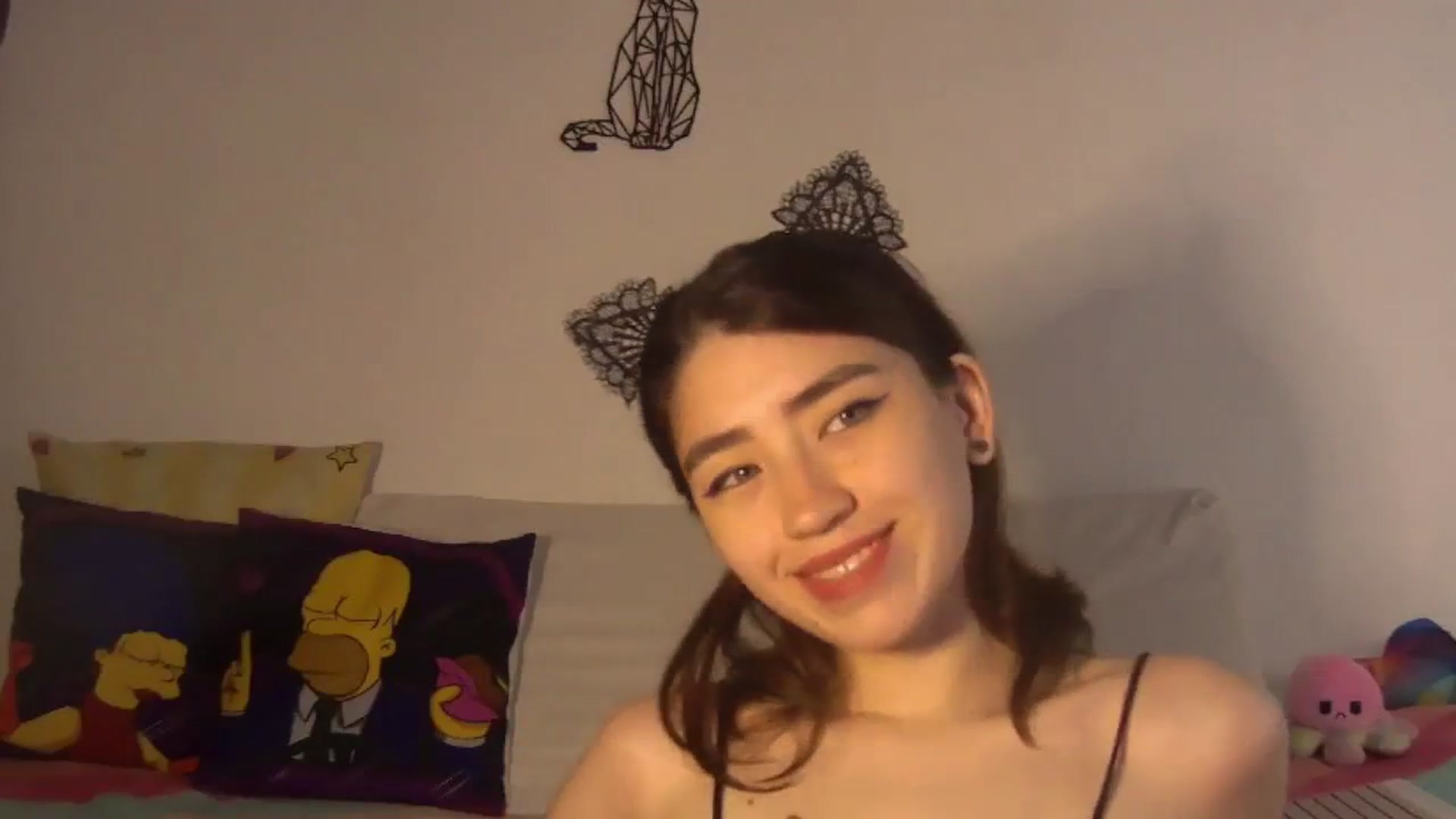 Gallery image thumbnail from CuteKitty's myfreecams stream on, 12/19/2025, 24:56 image 16 of 20