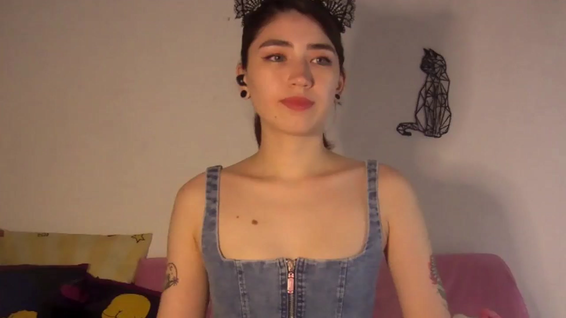 Gallery image thumbnail from CuteKitty's myfreecams stream on, 02/09/2026, 02:26 image 7 of 20